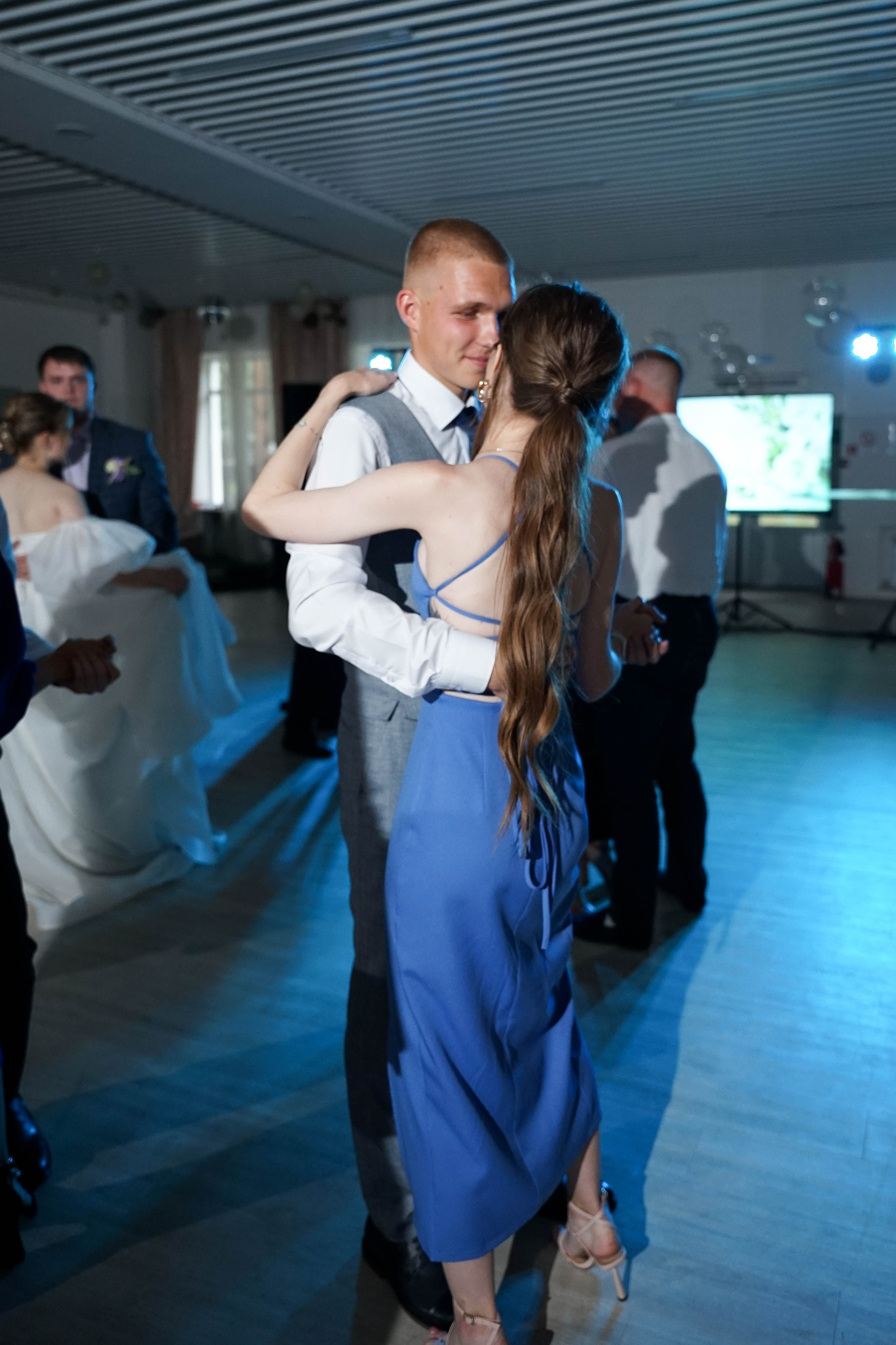 Свадьба в дождь