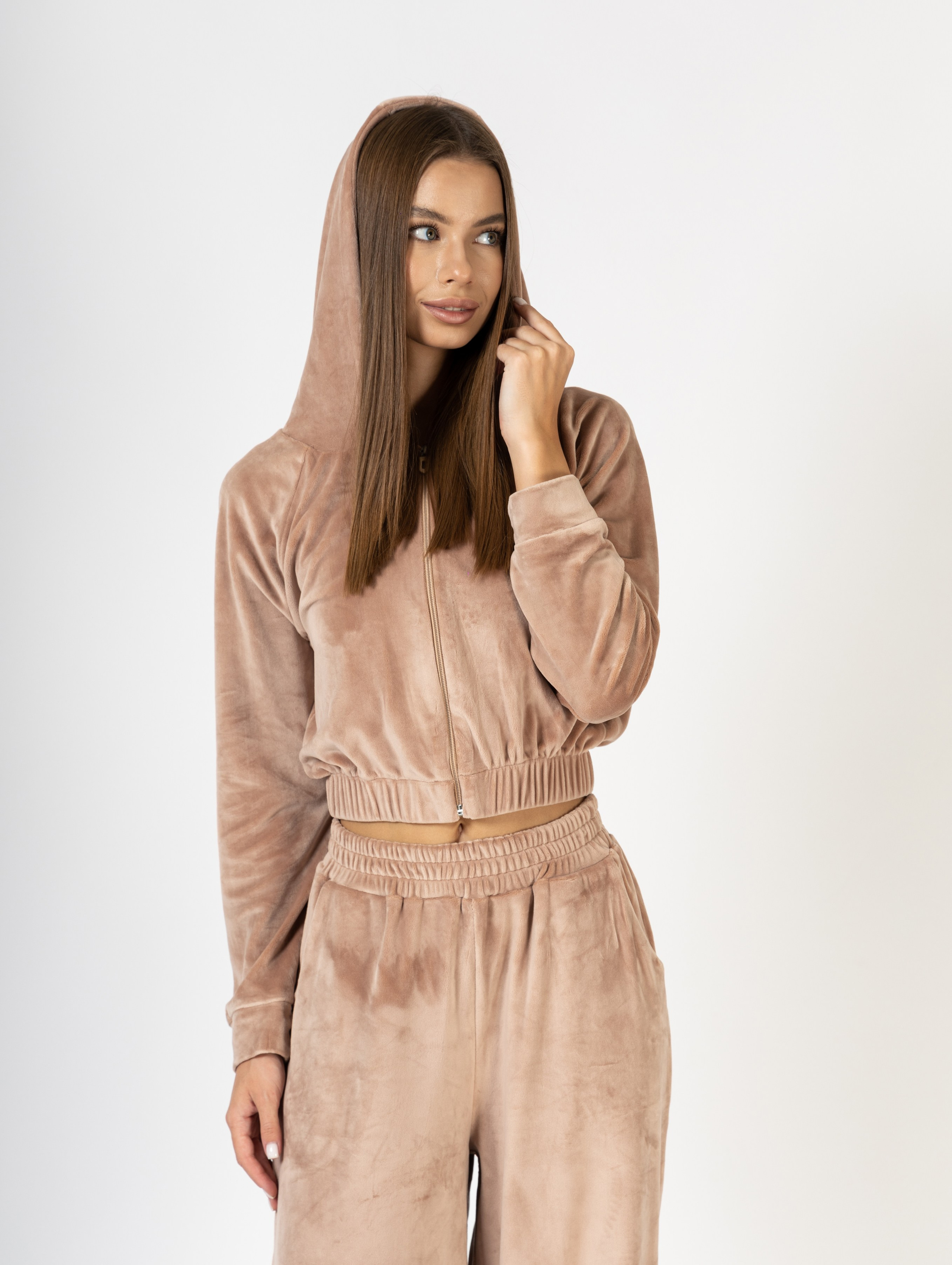 Одежда. Фотосъемка для вашего бизнеса в Челябинске