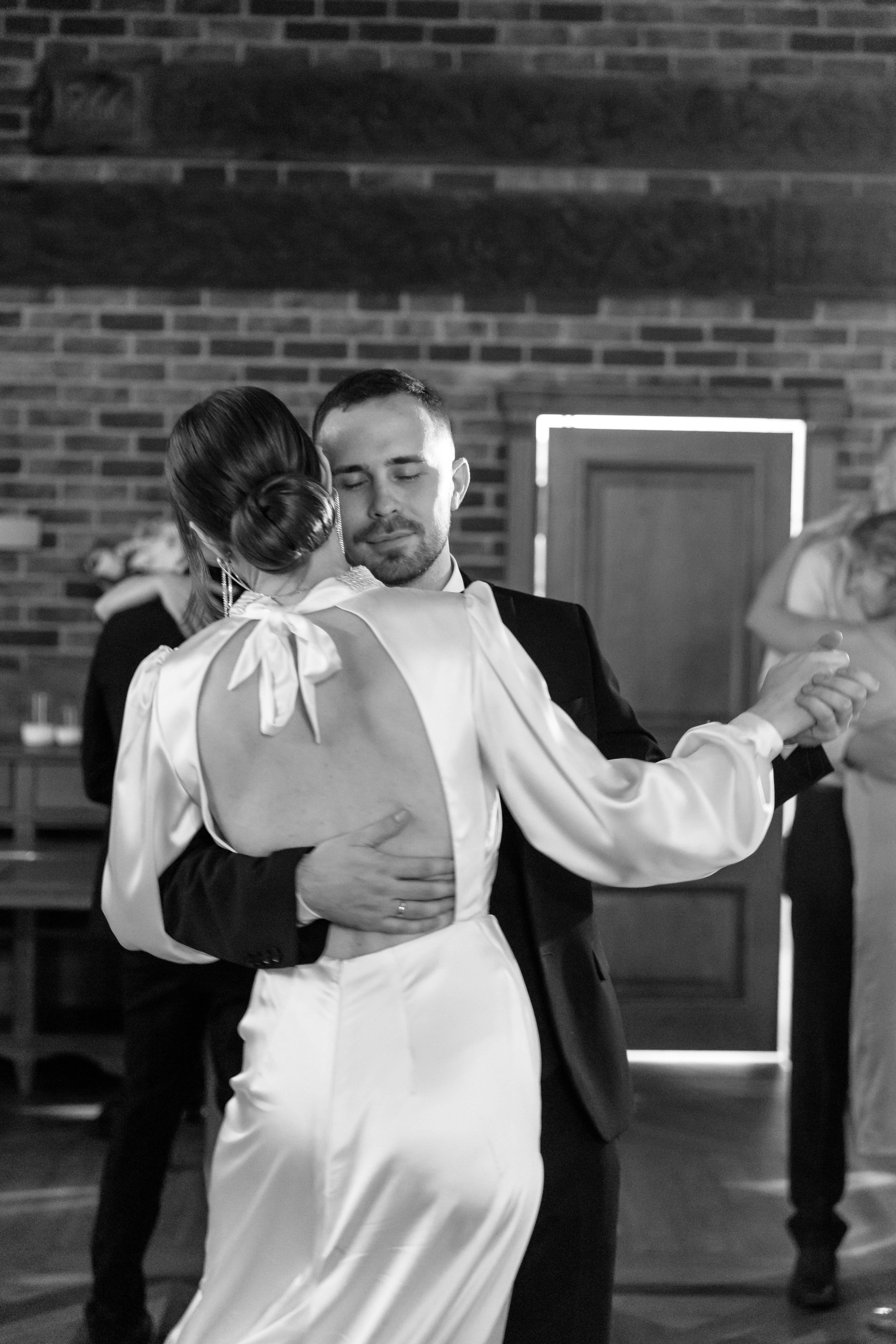 Вика и Егор. Свадебный фотограф Владлена Зарецкая