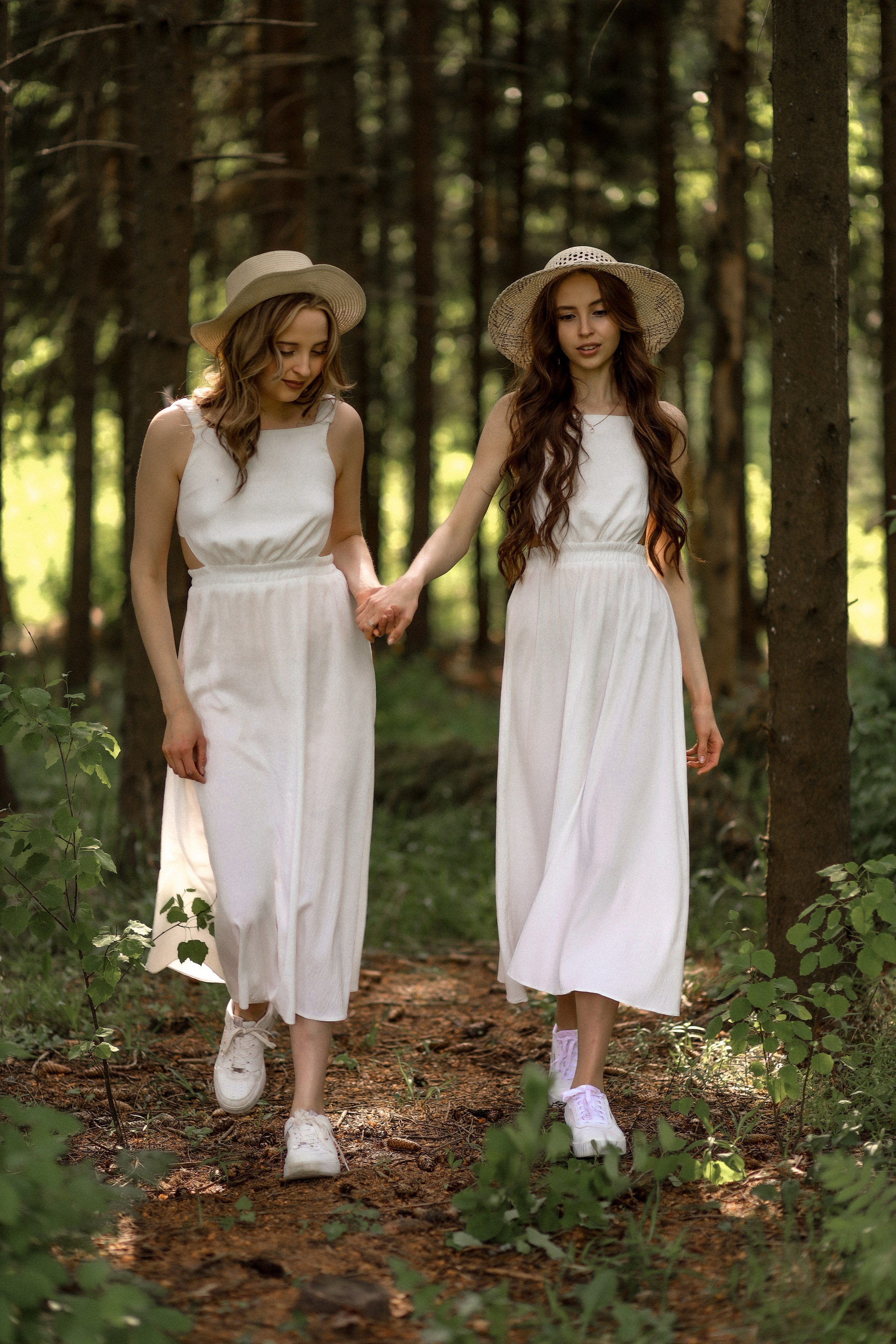 Sisters. Kharchenkotatianaweddingphoto