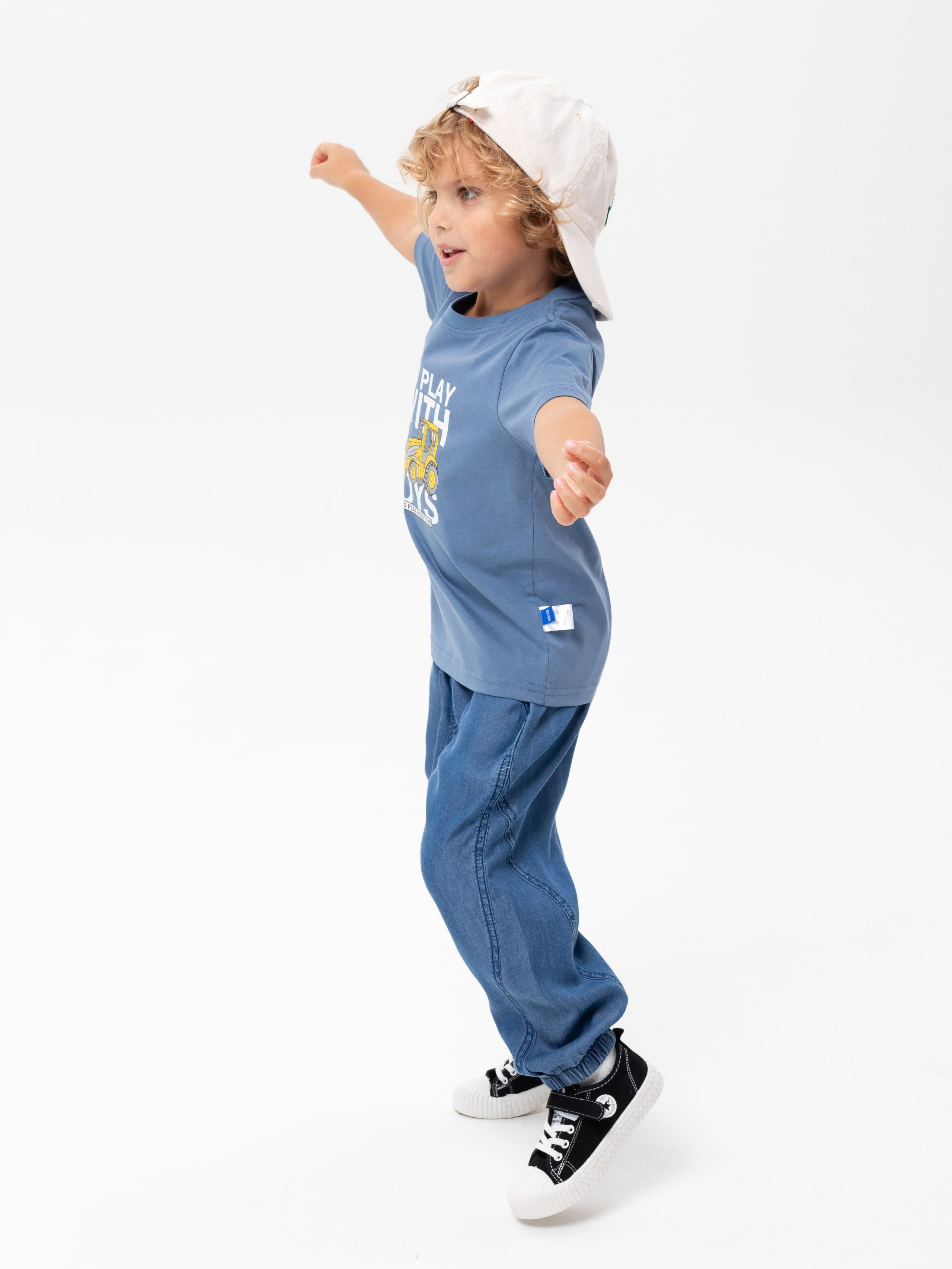 Футболки и носки. Фотограф в Краснодаре Арина Кудряшова