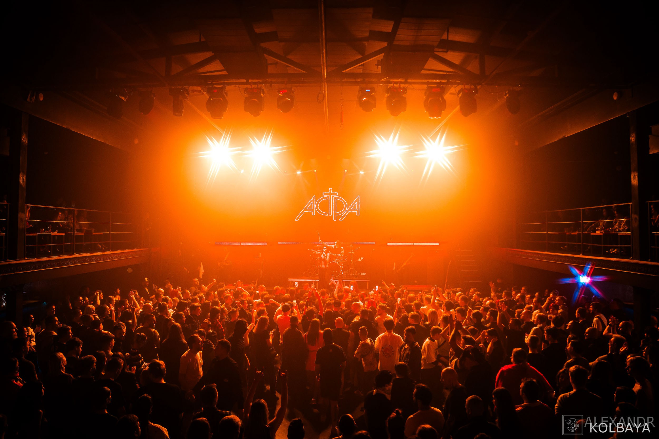 Фоторепортаж с концерта группы АСТРА в клубе СВОБОДА. Концертный и театральный репортажный фотограф в Москве Александр Колбая