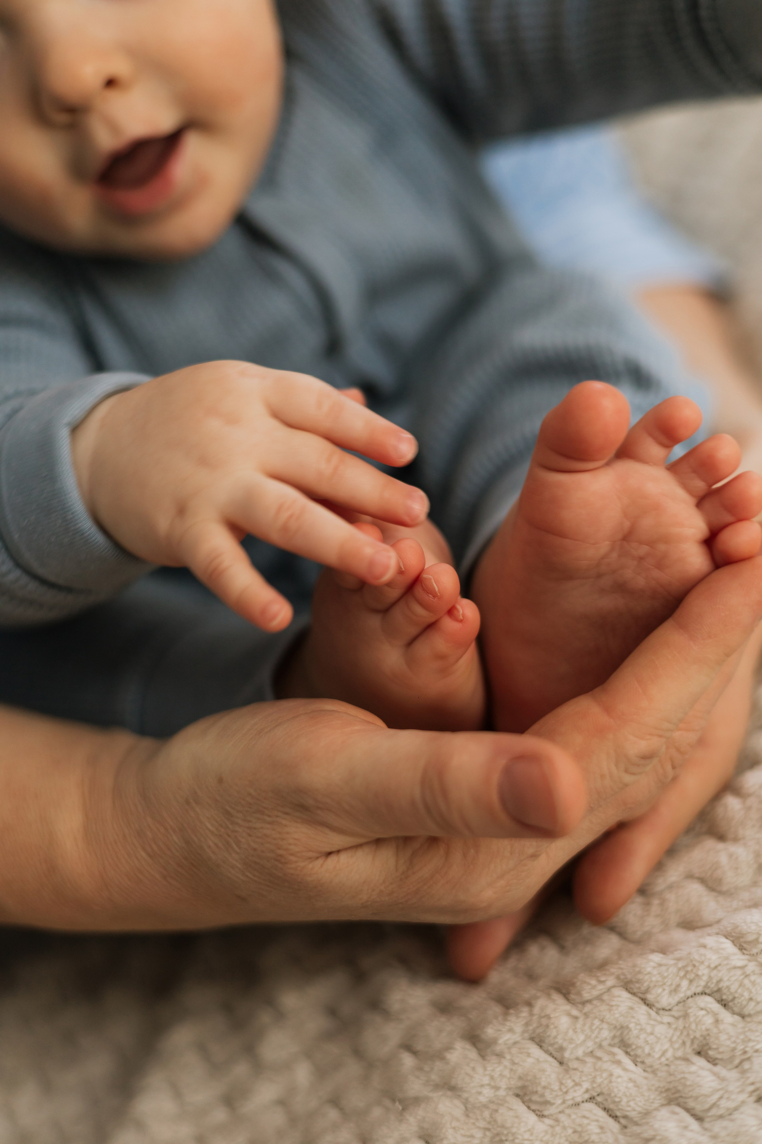 Тимоша с мамой и бабушкой. Фотограф в Кемерово Миллер Анна