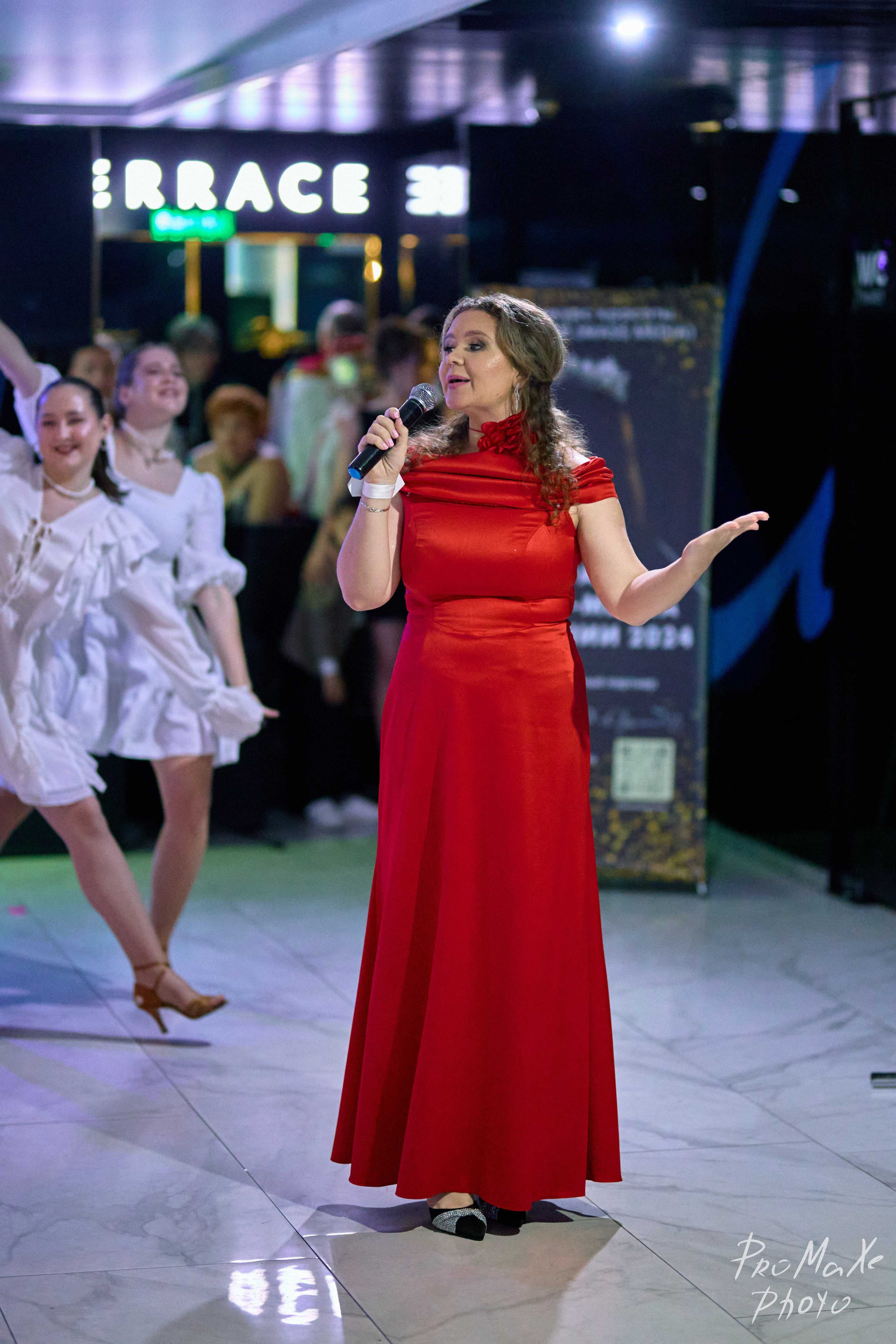 Зал КРАСА МАСС-МЕДИА ЧУВАШИИ. Владимир Суздалов (ProMaXe) — Портретный фотограф, тематические фотосессии в Чебоксарах