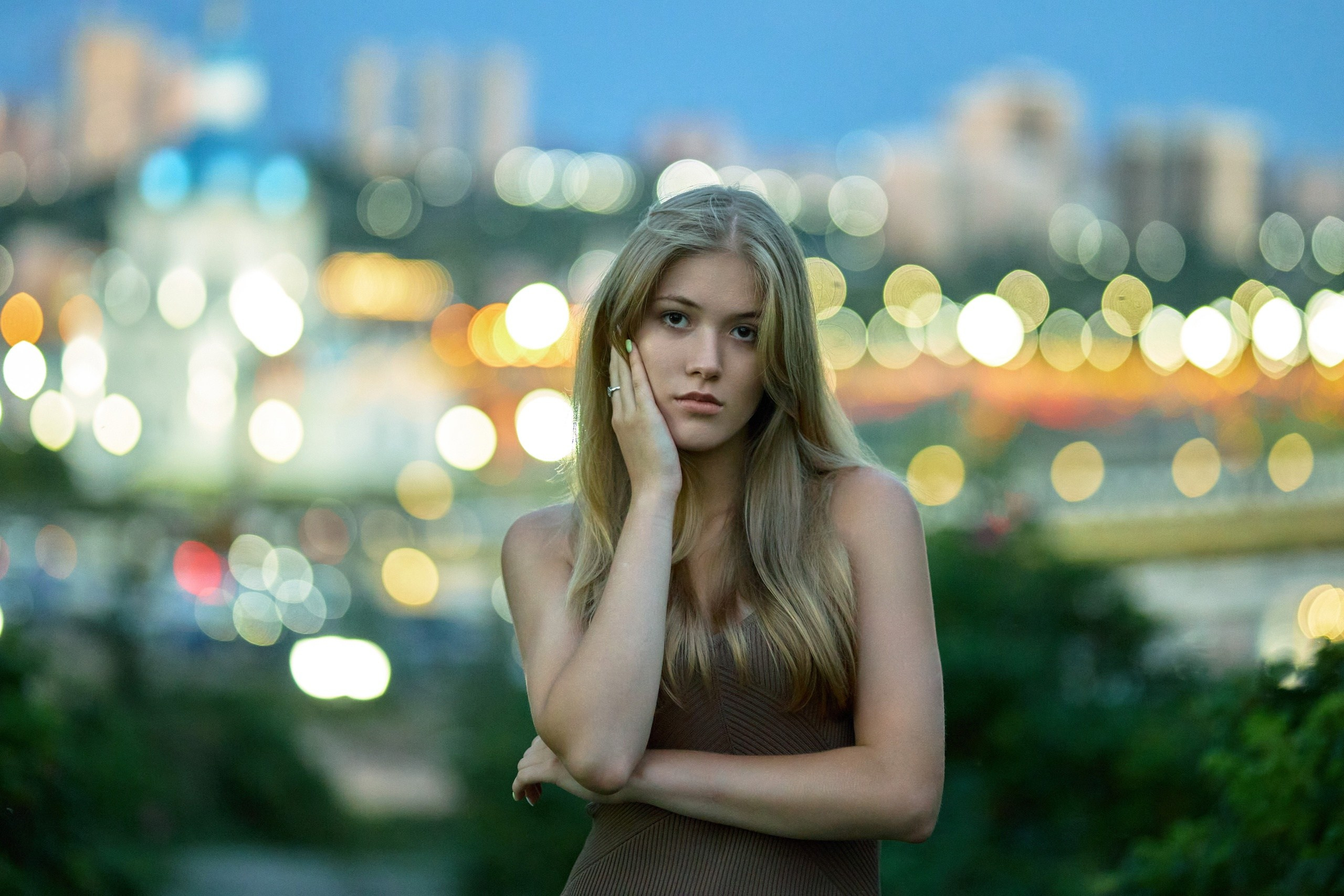 Вечерняя фотосессия на фоне городских огней. Владимир Суздалов (ProMaXe) — Портретный фотограф, тематические фотосессии в Чебоксарах