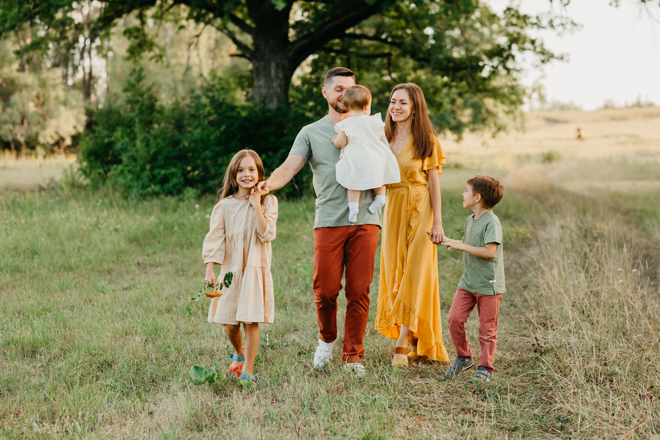 Портреты, семьи. Основная