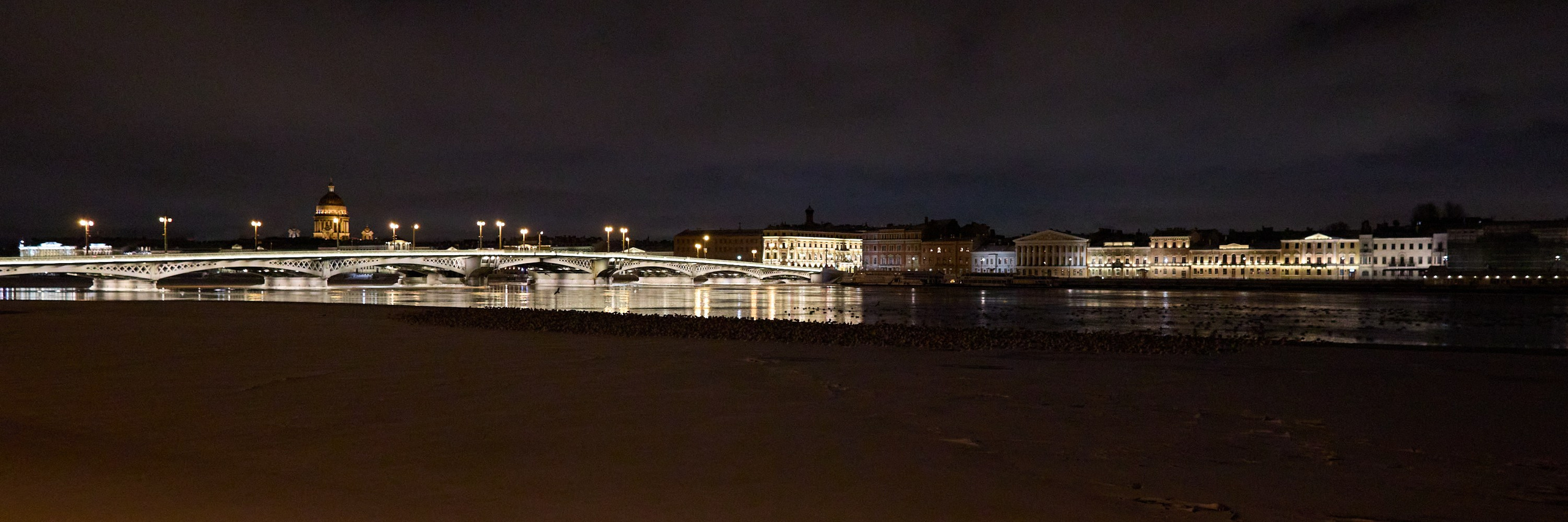 Рождество въ Санктъ-Петербургѣ. Фотографъ Сергѣевъ. Поймать мгновеніе