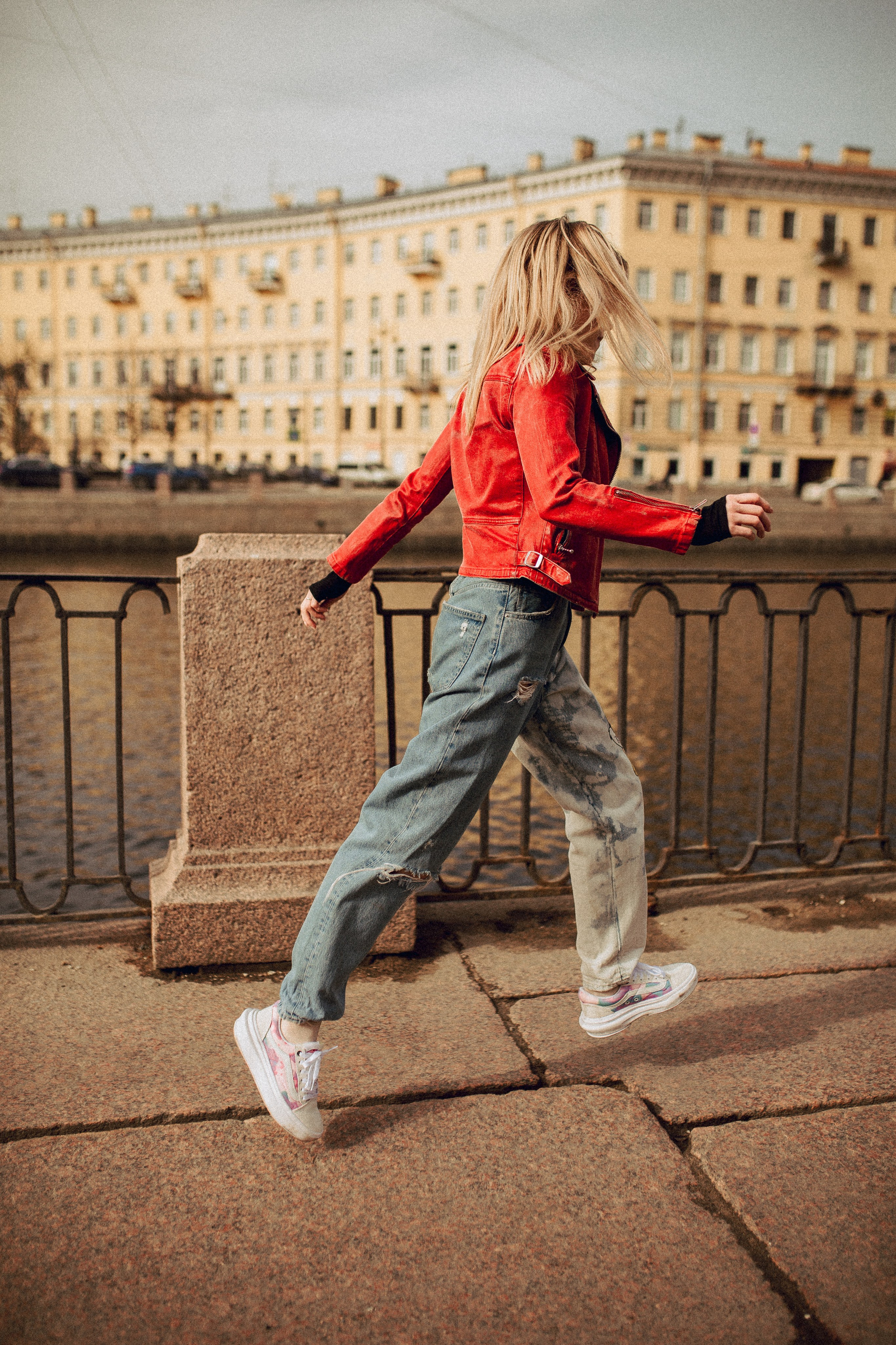 Вика тёплый Апрель. Семейный и Свадебный фотограф в Санкт-Петербурге Плохая Екатерина