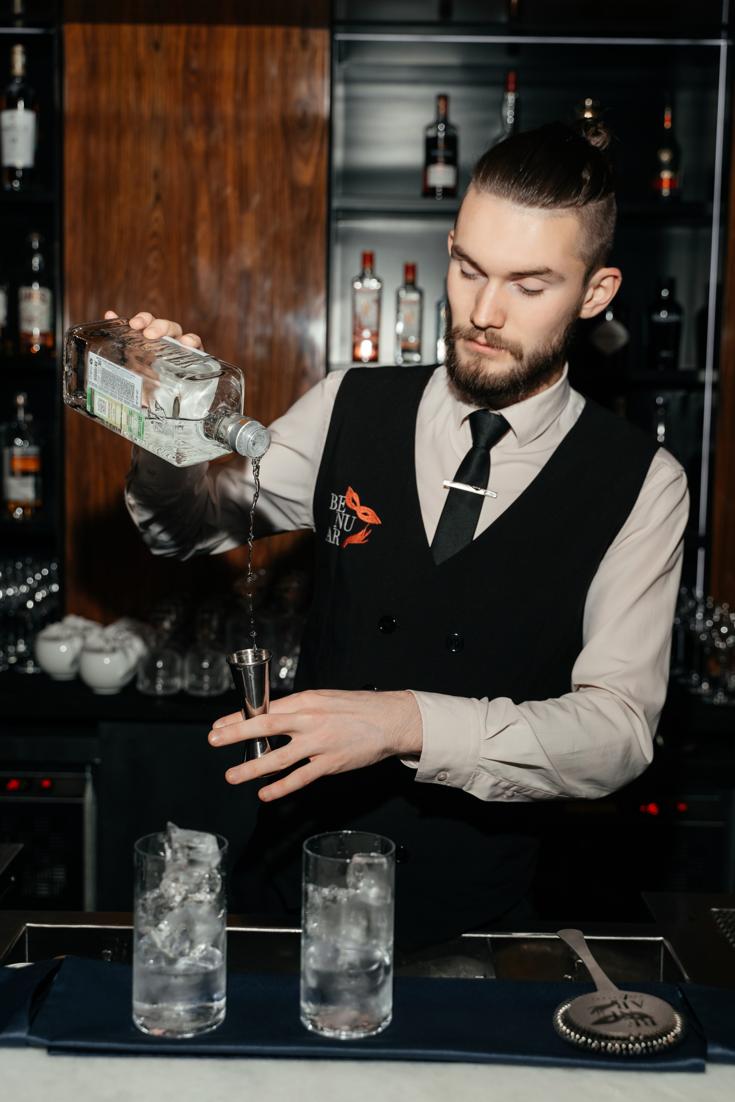 14 июня (пятница). BENUAR Restaurant