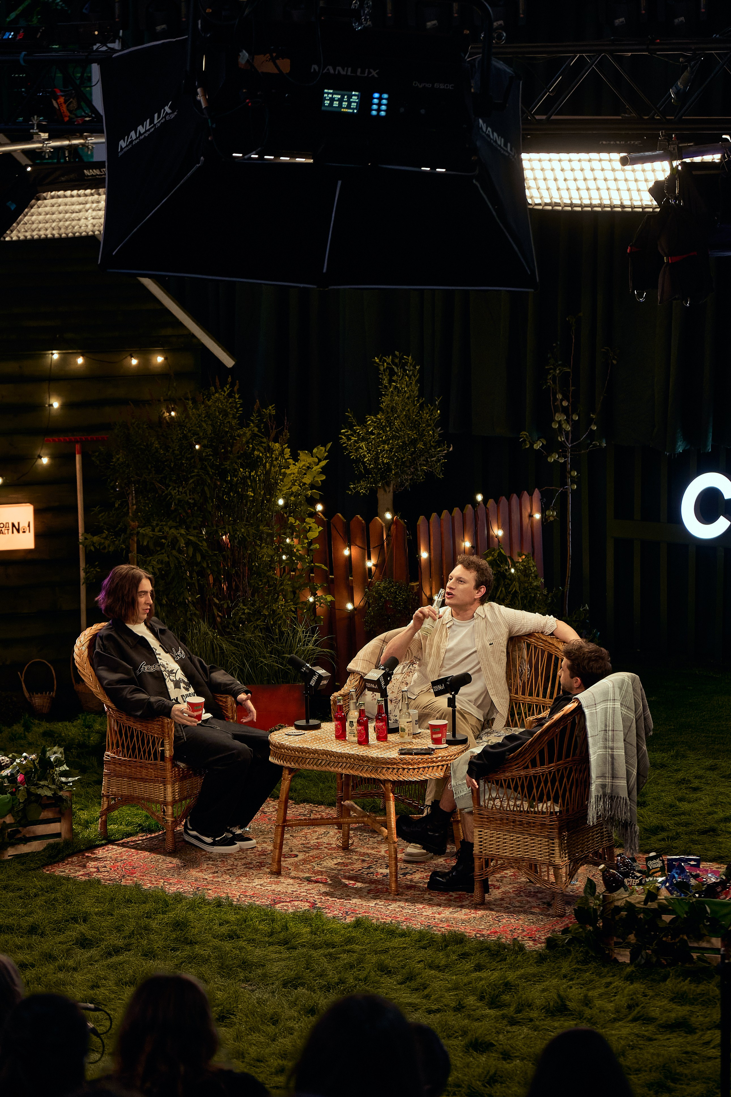 Бэстейдж «Летний подкаст № 1». Главная