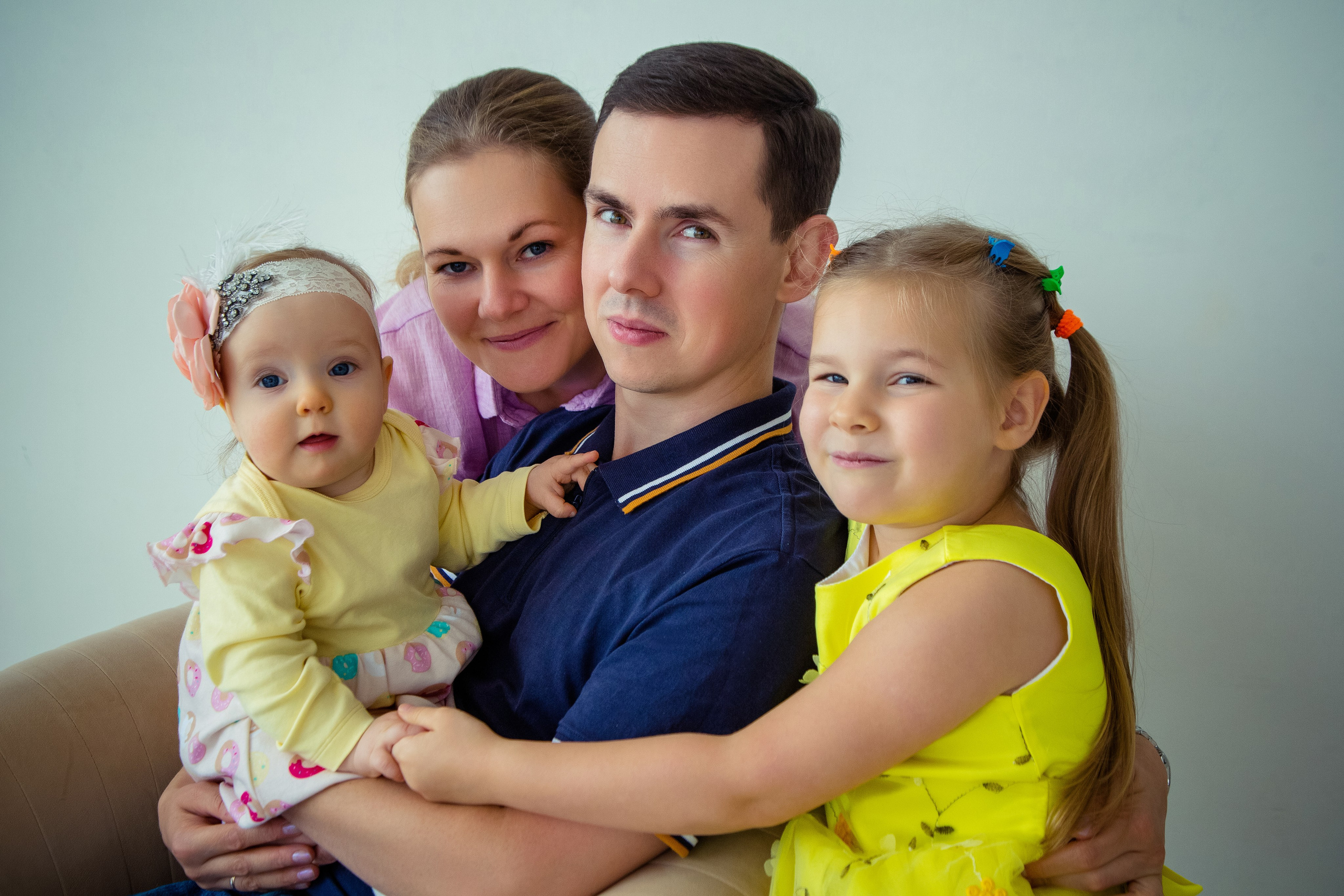 Семейная фотосессия в студии One take studio VANILLA. Свадебный и семейный фотограф в Москве и Подмосковье Лариса Козлова