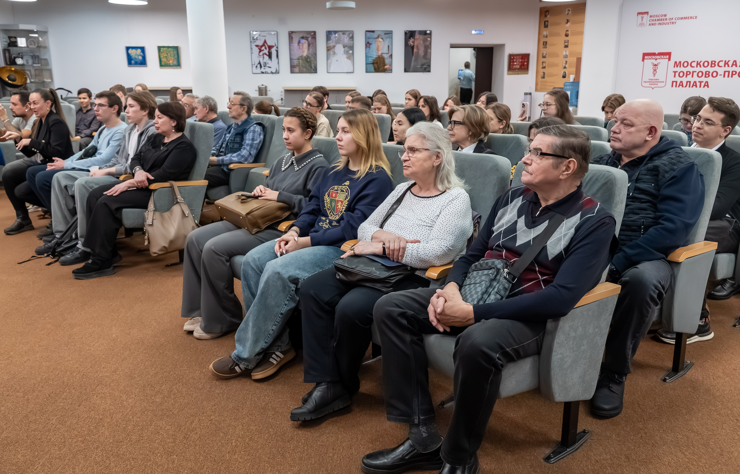 Выставка «МЫ — НАСЛЕДНИКИ ПОБЕДЫ». Фотограф в Москве