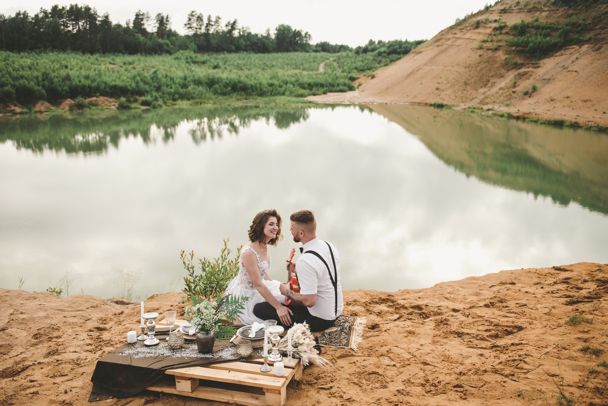 Выездная регистрация на песчаном карьере. Свадебный и семейный фотограф София Невская