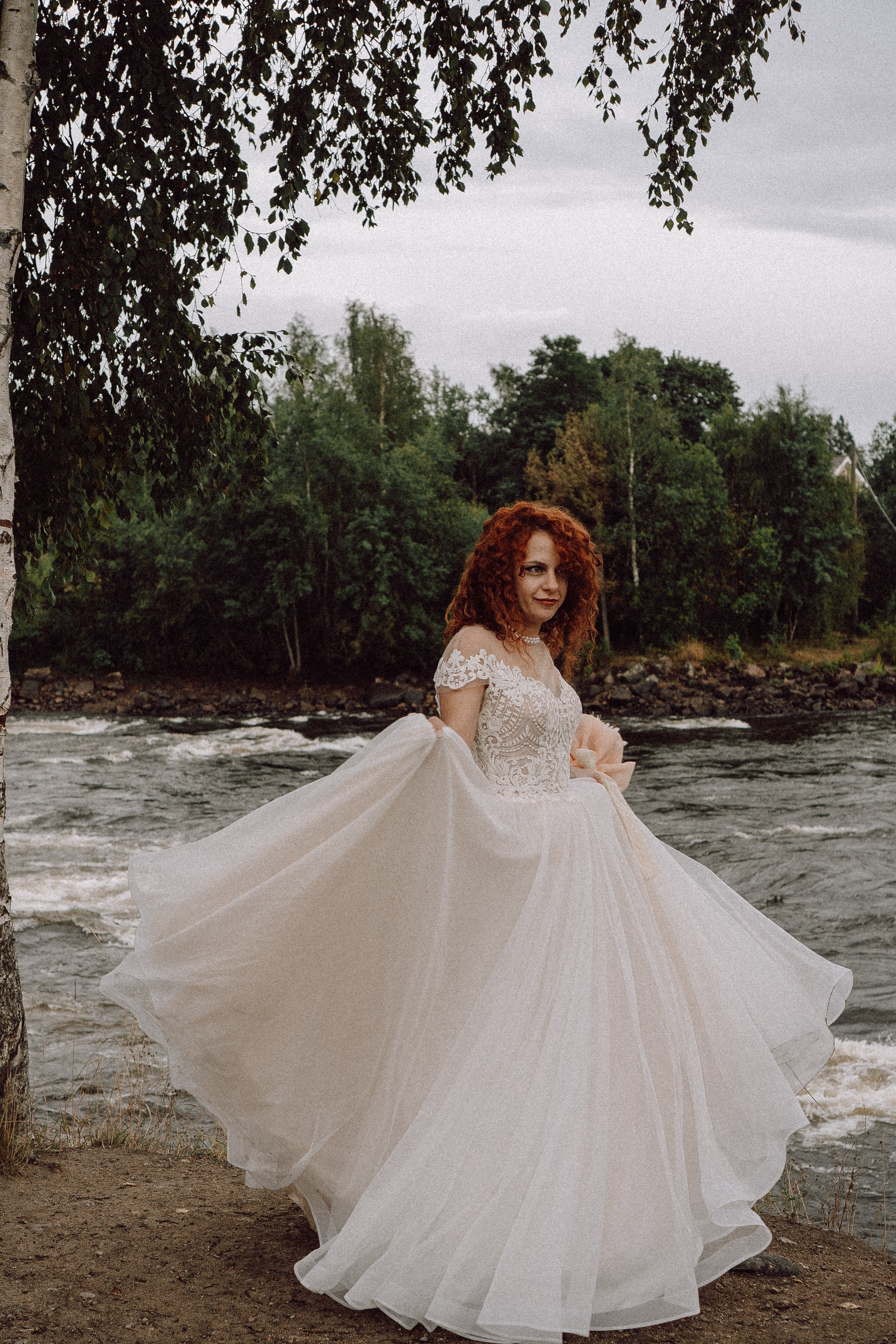СВАДЕБНАЯ ФОТОСЕССИИЯ ПАРЫ В ГОРОДЕ ПРИОЗЕРСК В СОСНОВОМ ЛЕСУ И С ПИКАПОМ. Профессиональный фотограф, Санкт-Петербург — Виктория Богомолова