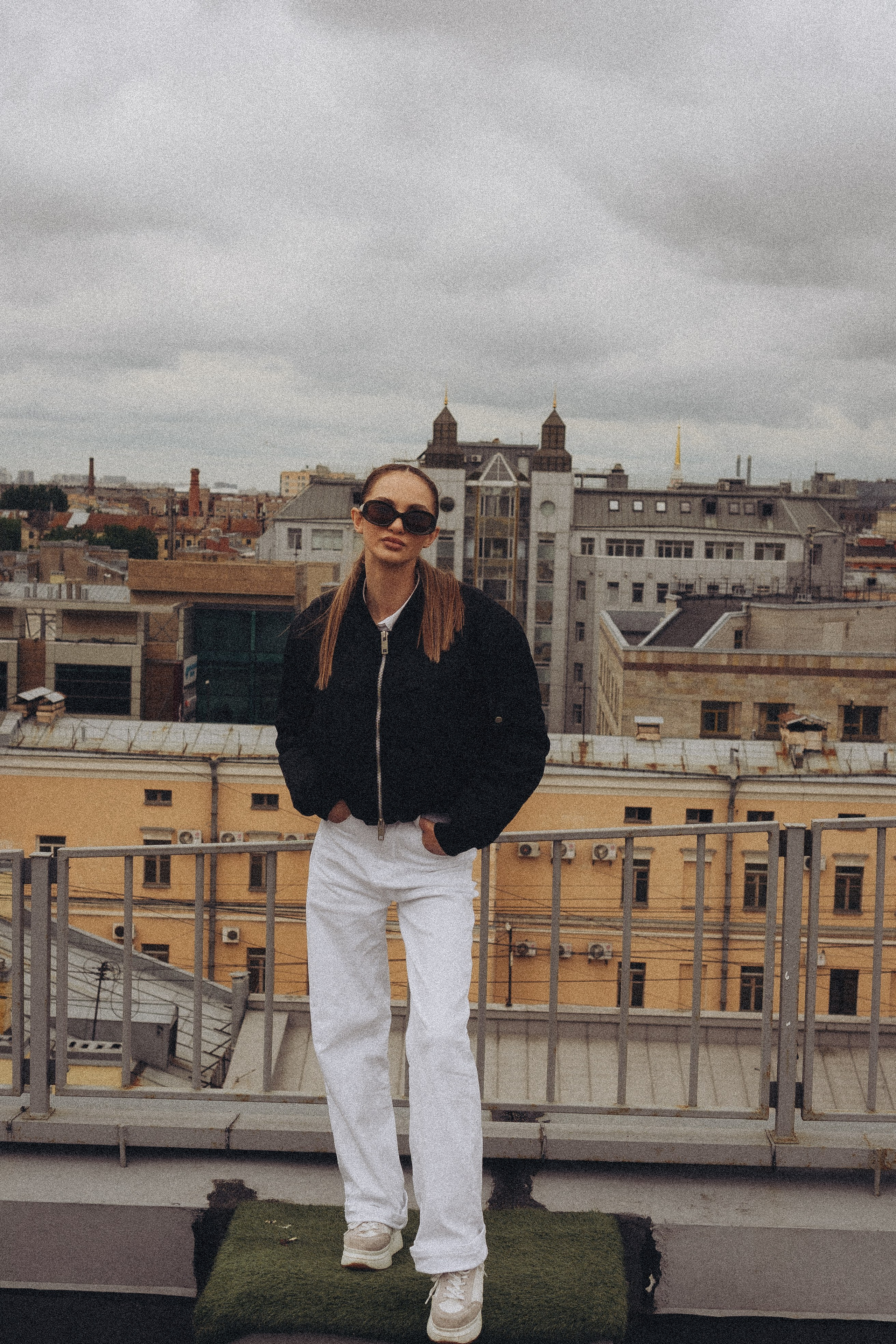 МЫ ГУЛЯЛИ ПРО КРЫШАМ ПИТЕРА. Профессиональный фотограф, Санкт-Петербург — Виктория Богомолова