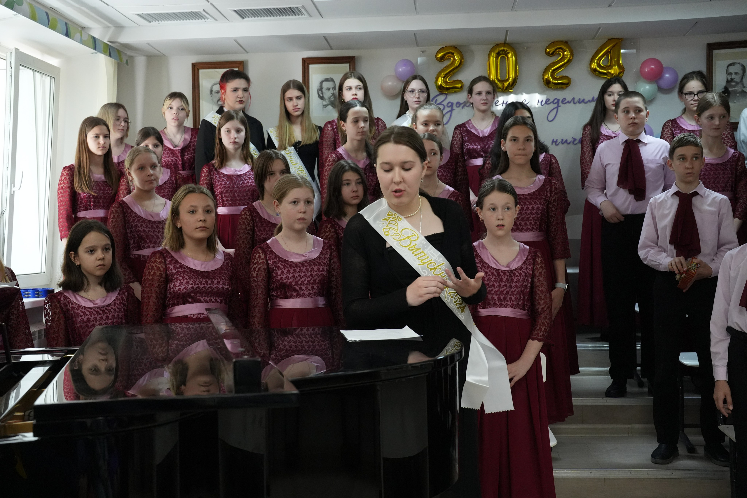 Выпускной в музыкально-хоровой школе г. Москвы № 106. Семейный и детский фотограф в Москве Оксана Чибизова