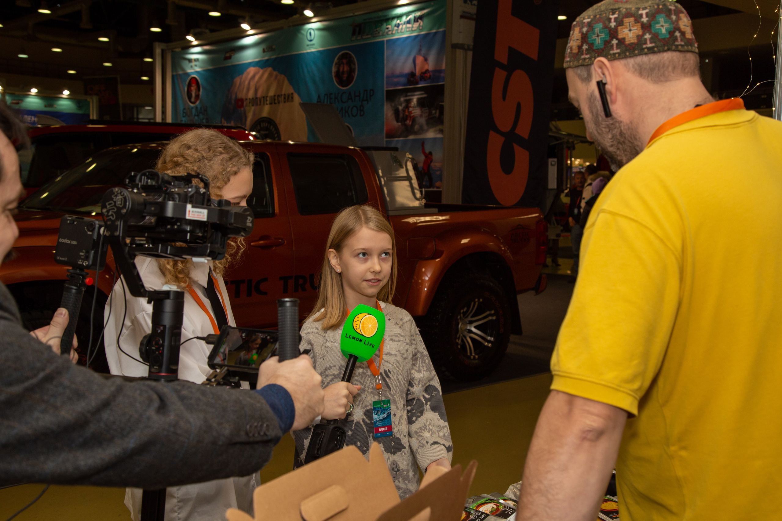 Фотопрогулка по выставке Поехали 2022. «Студия DRONAVT`s» — видеосъёмка и фотография г. Москва