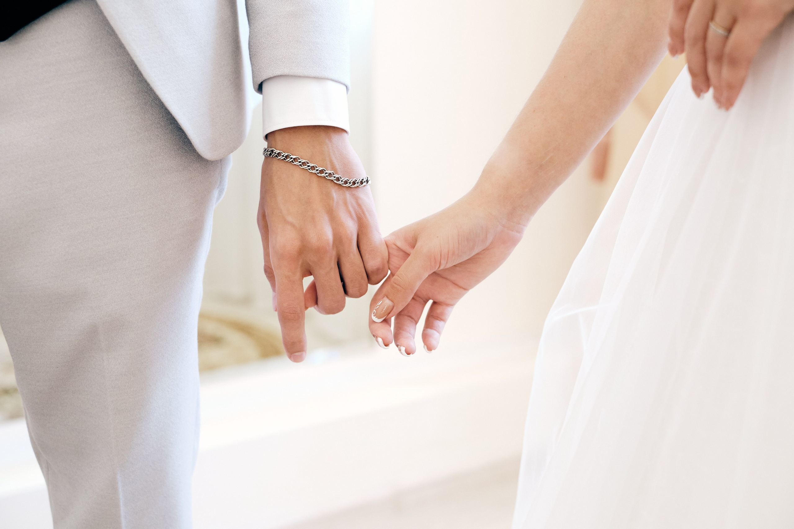 Свадьбы. Привет! Меня зовут Слава Кравец, я репортажный фотограф в Московском регионе