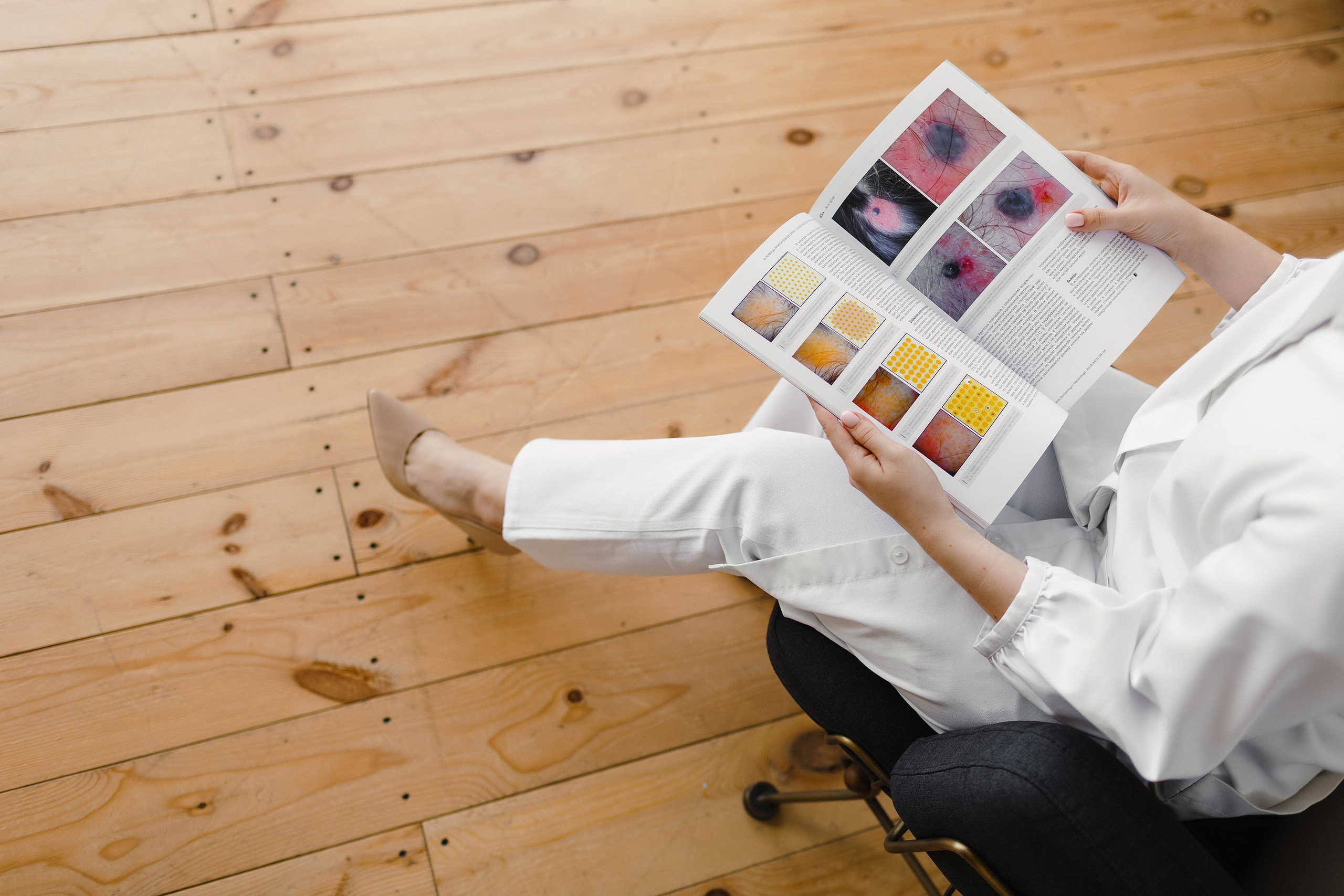 Фотосессия доктора для соц сетей. Профессиональный фотограф в Новосибирске