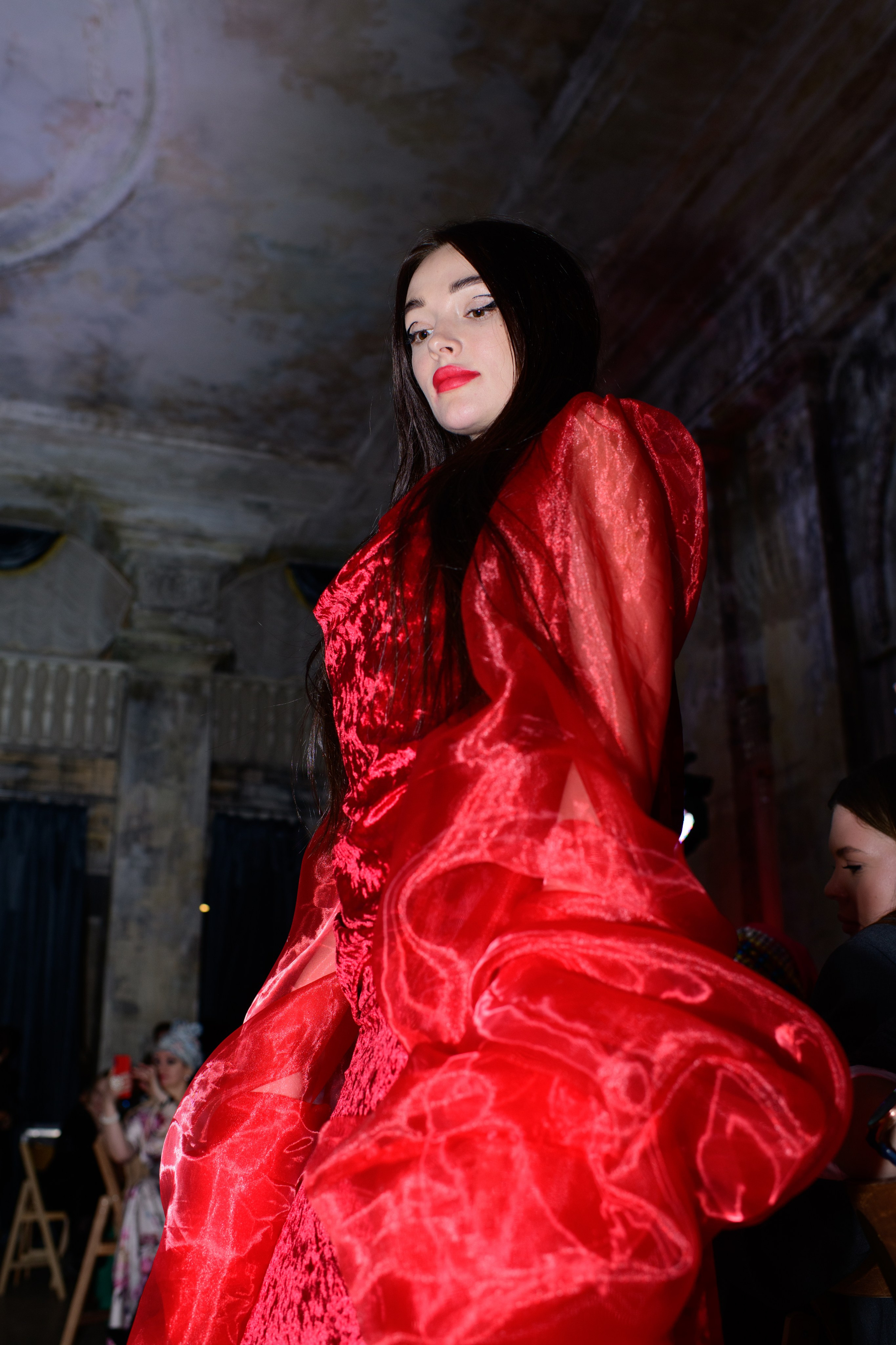 Репортаж модного показа «Люди брендов». Организация и проведение фотосъемок в Санкт-Петербурге. Фотограф Смирягин Илья