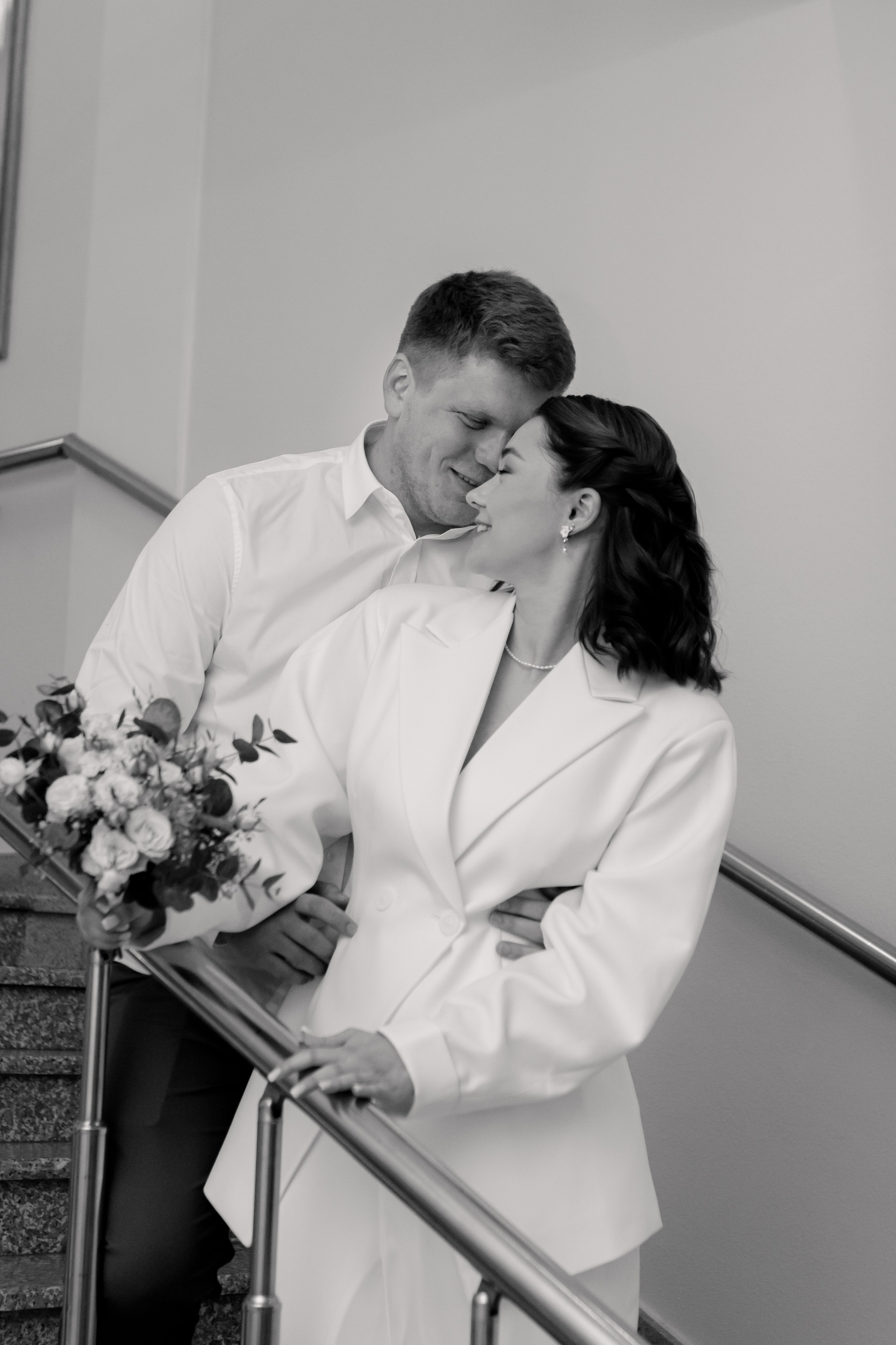 Никита и Елизавета. Свадебная фотосъёмка в ЗАГСе, Екатеринбург. Фотограф в Екатеринбурге Пойгина Елена