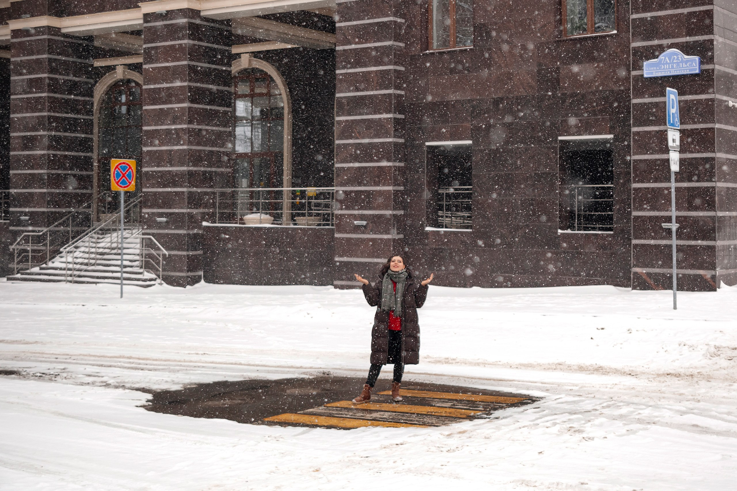 Прогулка в заснеженном городе - фотограф Янкаускене Наталья