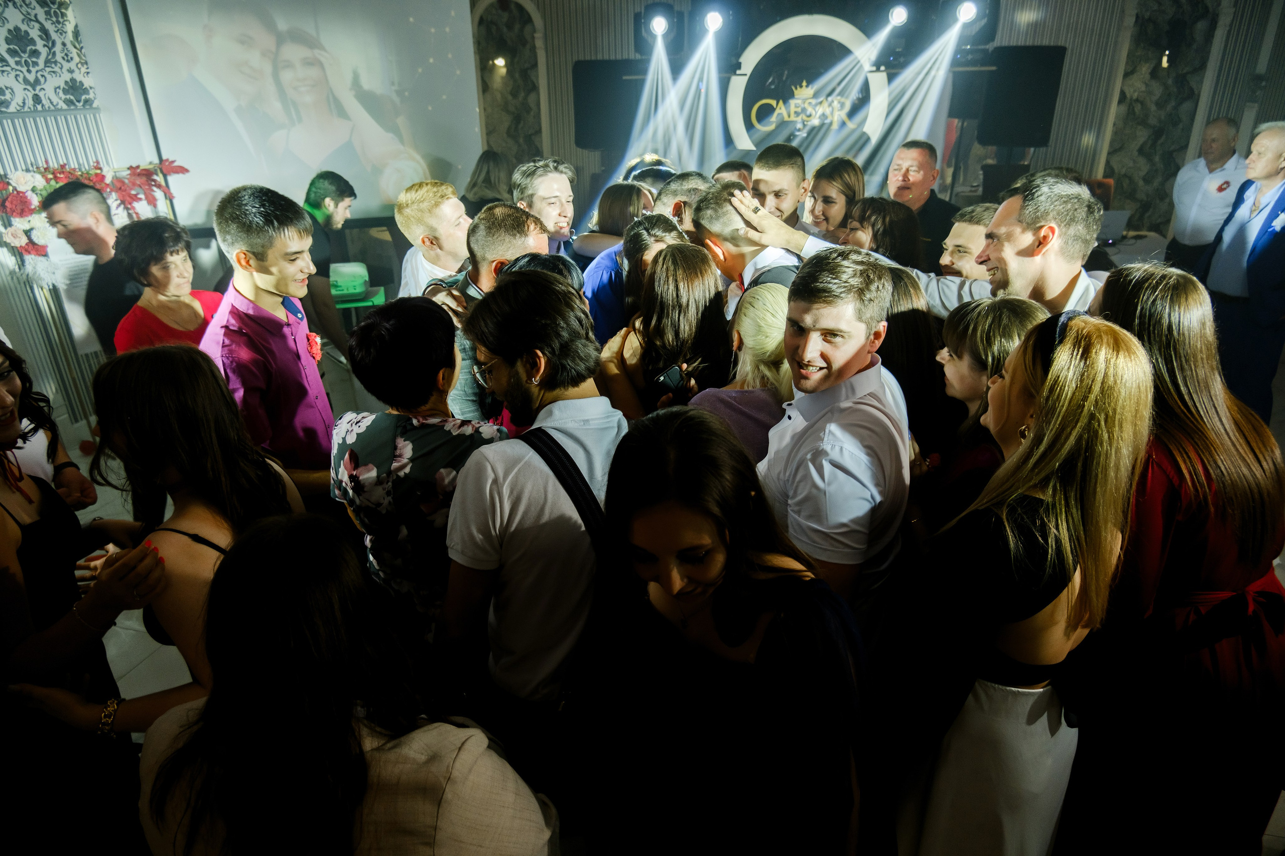 Михаил и Юлия. Свадебный фотограф | репортаж | праздники | крещение