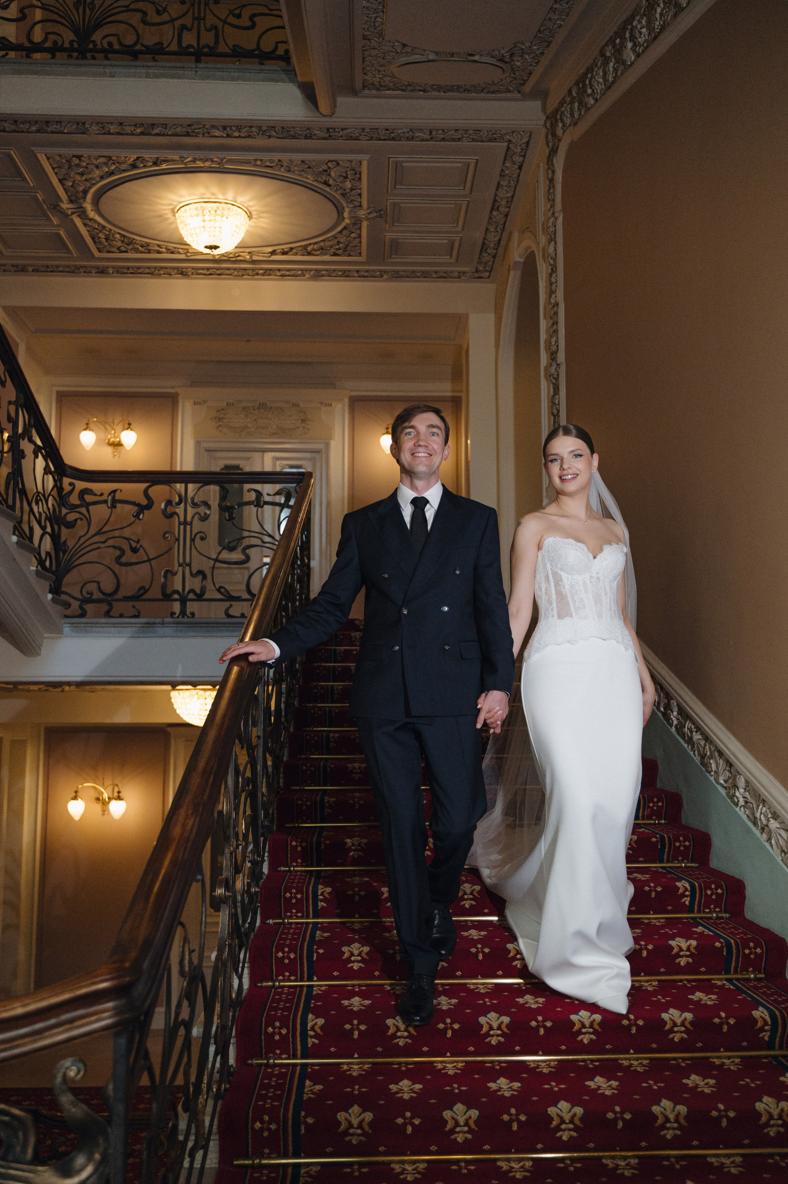 Дмитрий и Луиза. Гостиница Националь и ресторан Белуга. Свадебный фотограф Москва и Санкт-Петербург. Анастасия Чудина