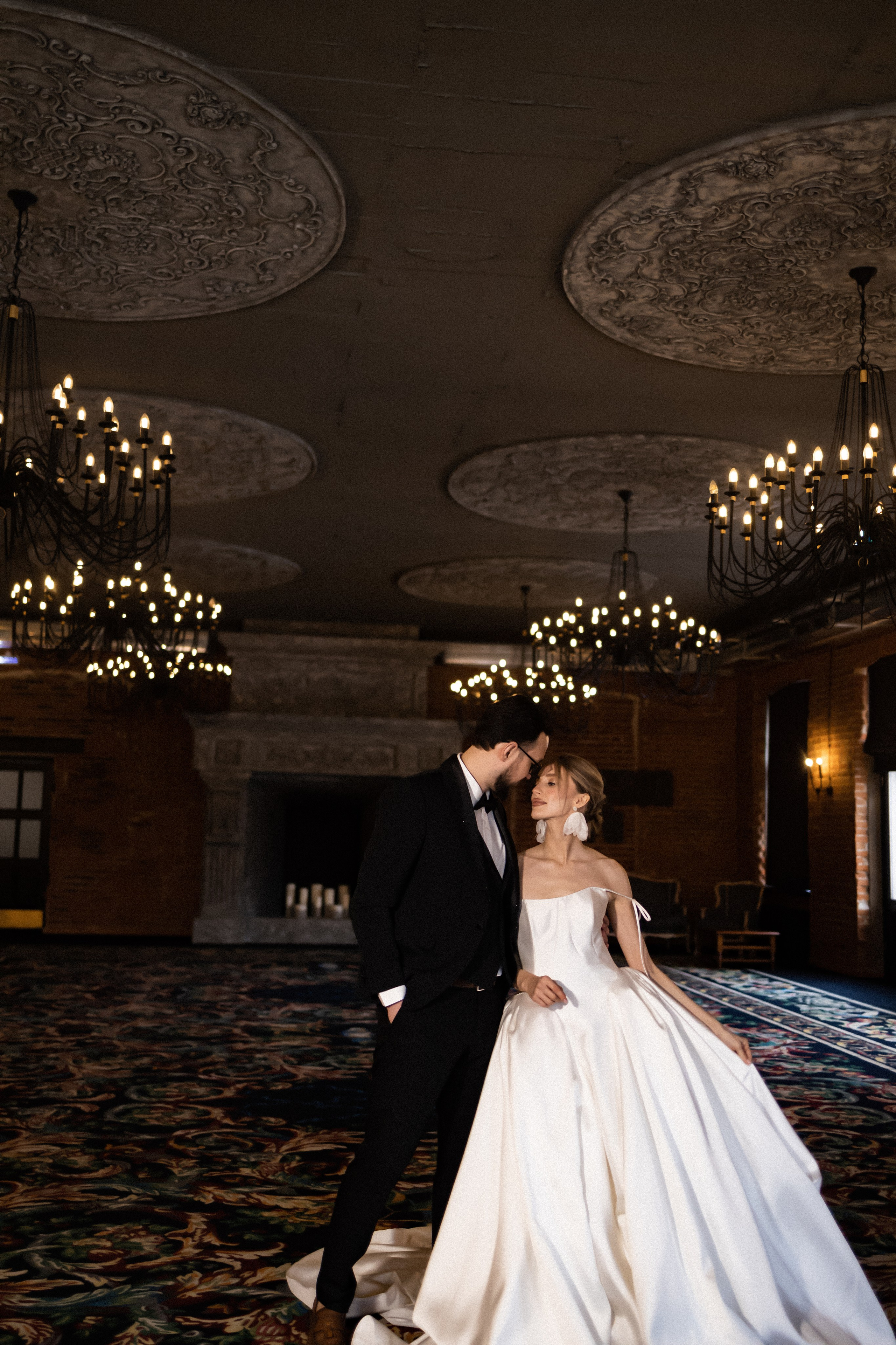 Свадебная в ресторане. Фотограф Арина Шмакова