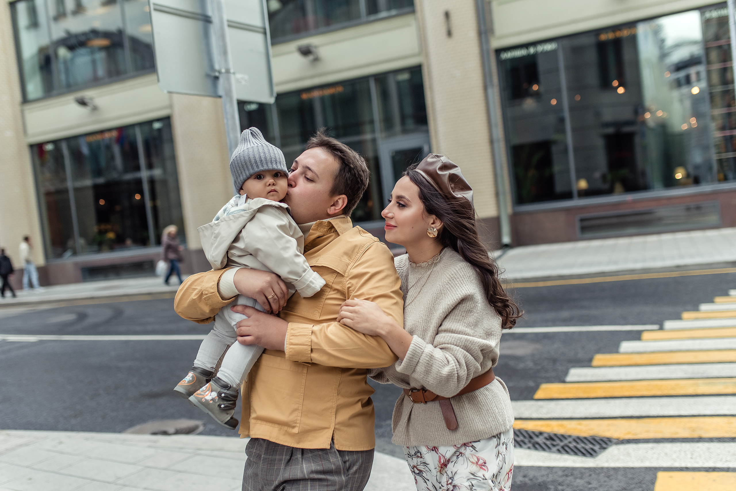 Прогулочная фотосессия в городе в стиле Lifestyle. Контент-фотограф в Москве Хныкина Лена