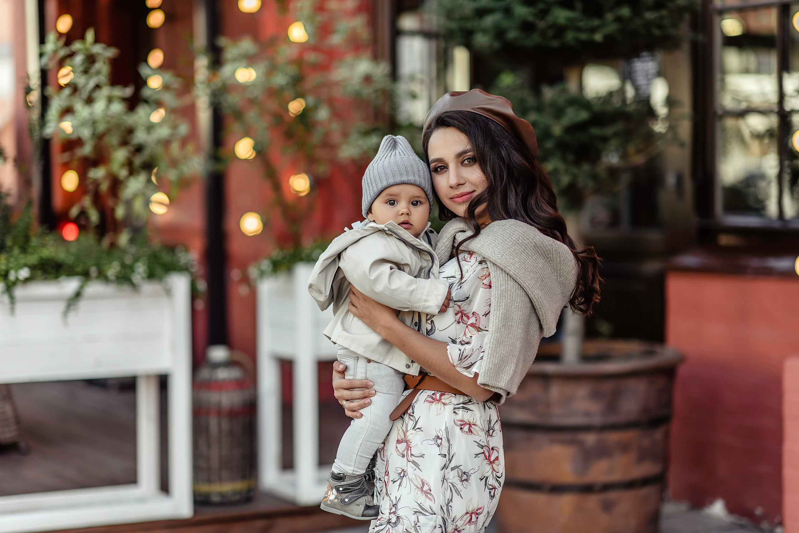 Прогулочная фотосессия в городе в стиле Lifestyle. Контент-фотограф в Москве Хныкина Лена