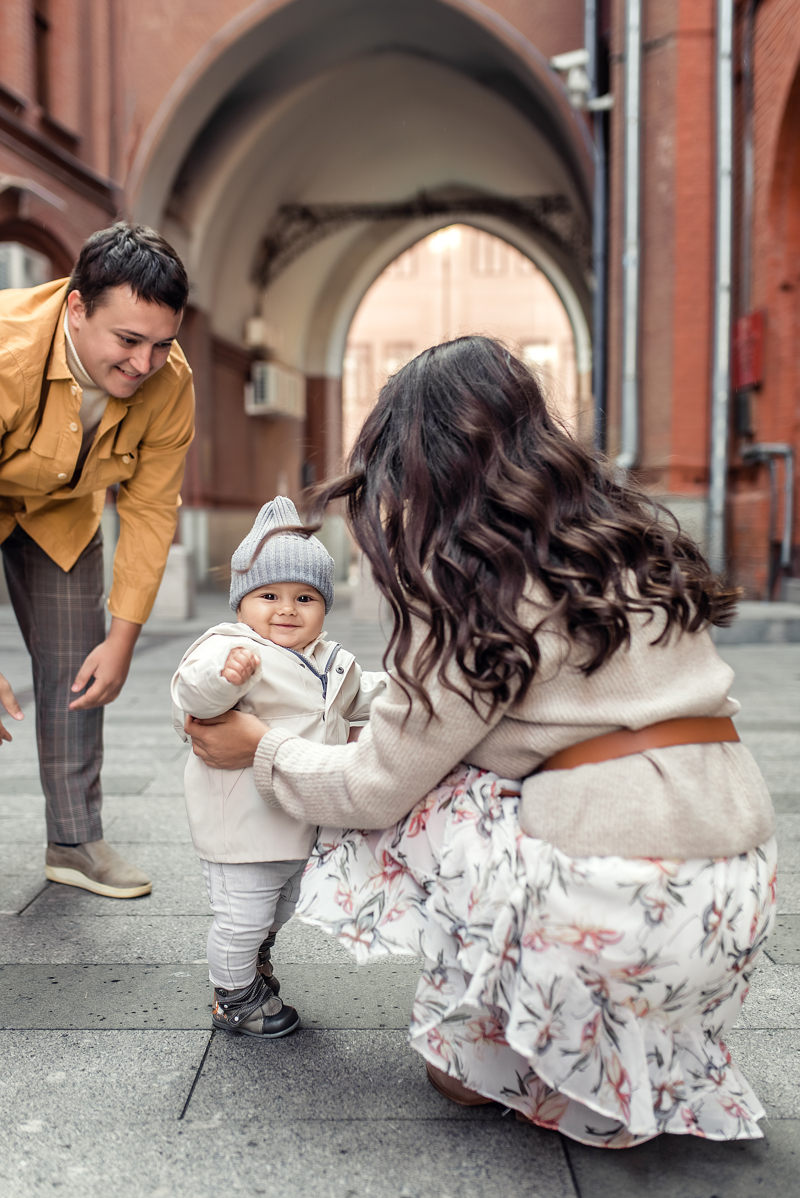 Прогулочная фотосессия в городе в стиле Lifestyle. Контент-фотограф в Москве Хныкина Лена