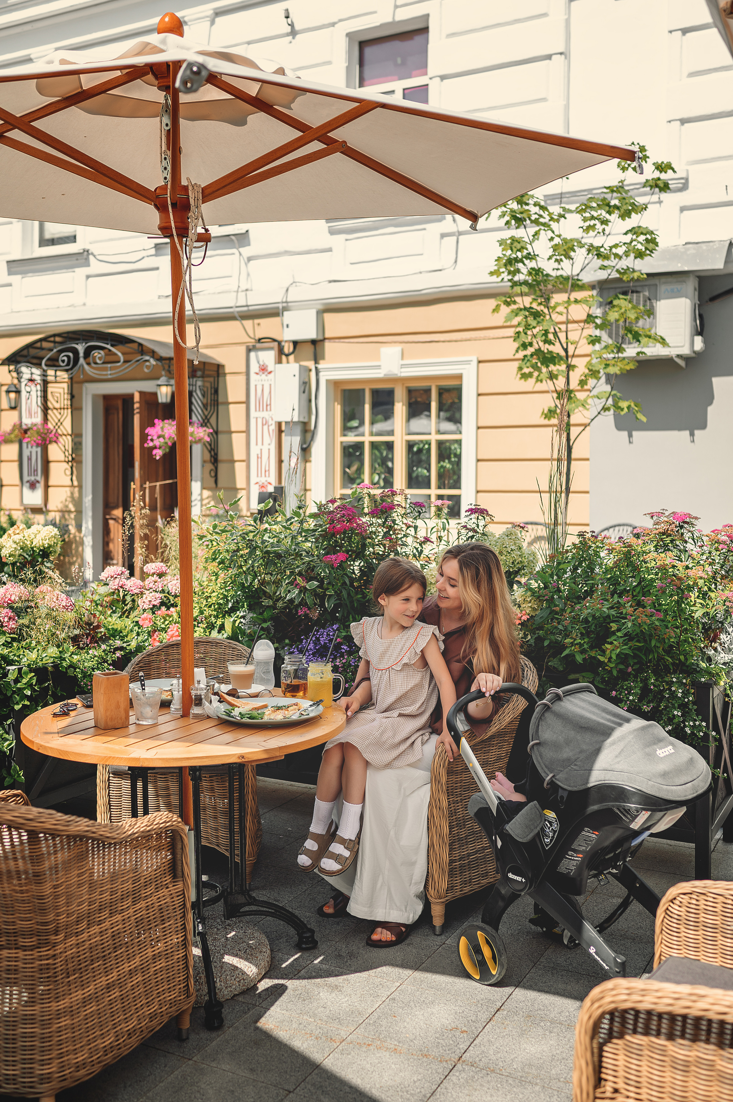 Мама и малышки. Контент-фотограф в Москве Хныкина Лена