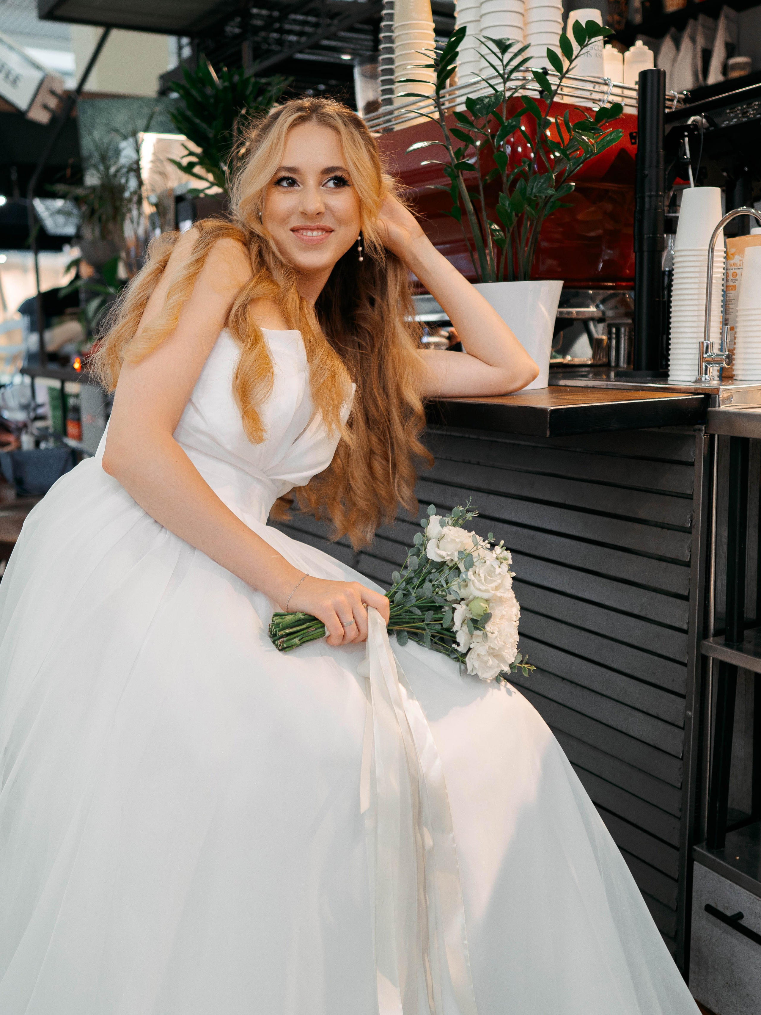 Свадьба — парковка Моремолл. Фотограф в Сочи