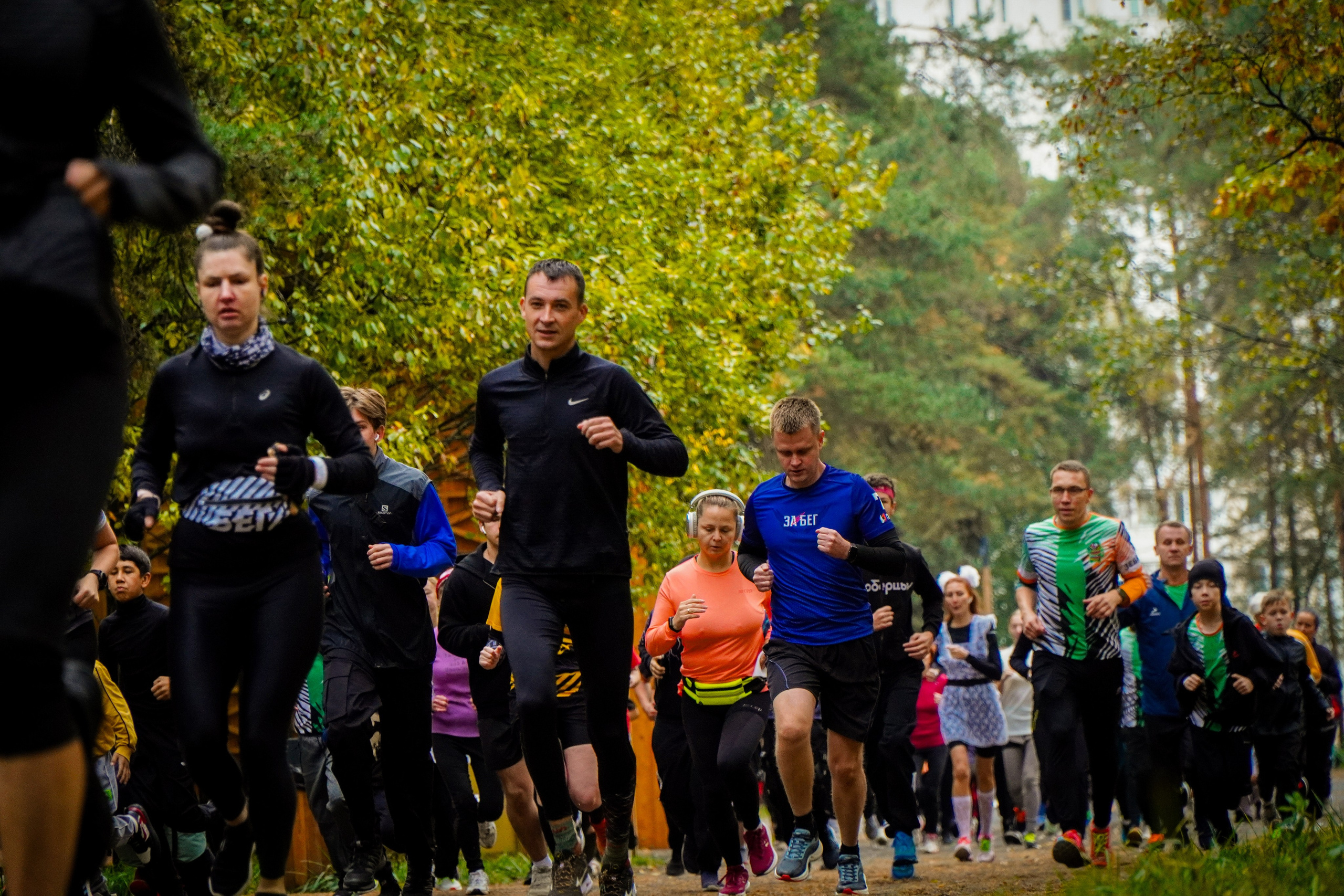 100-й забег 5 вёрст Томилинский. Роман Капилюшов. Бег. Фото. Видео. г. Люберцы