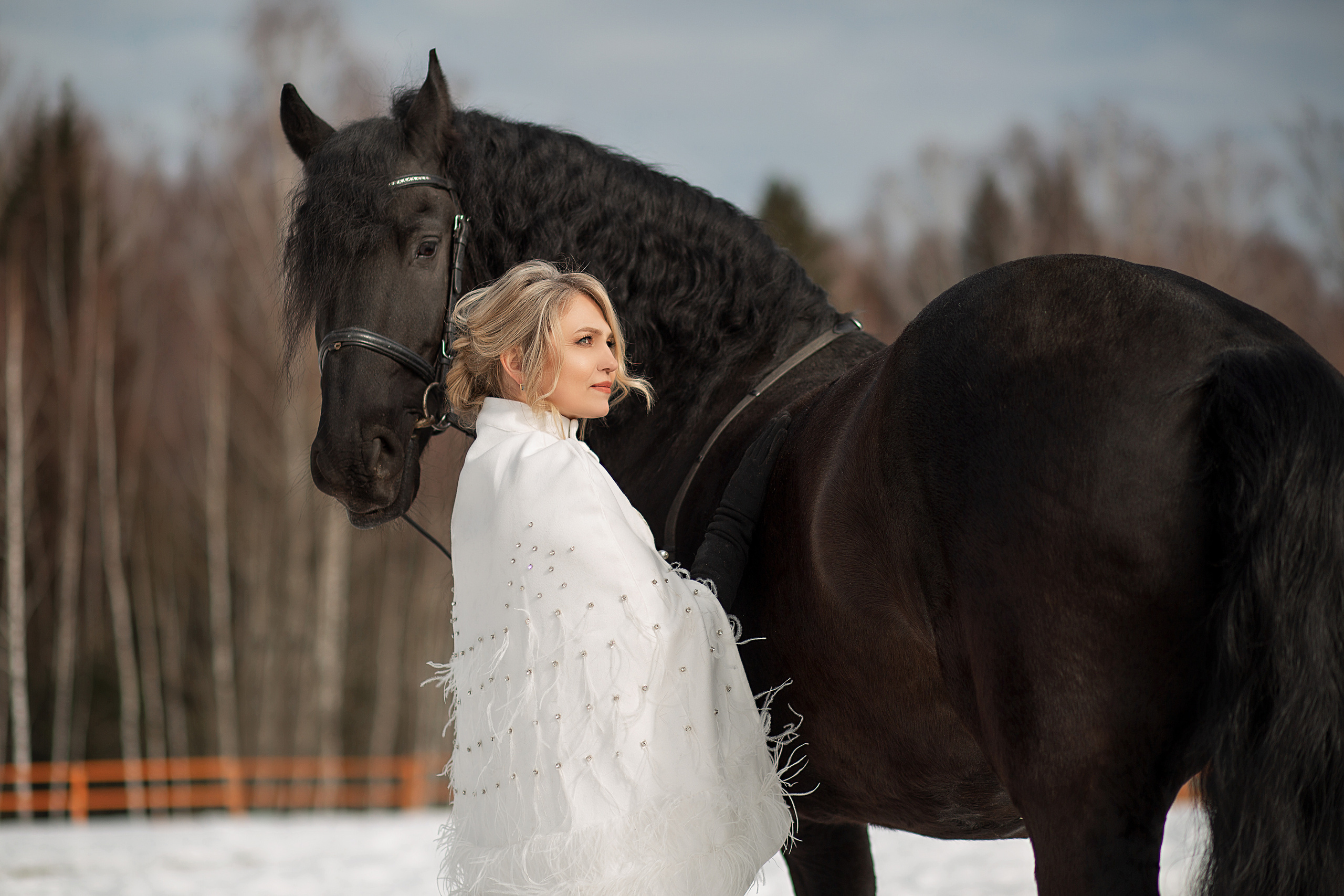 Оксана и Доминик. Фотосессия с лошадьми в Нижнем Новгороде
