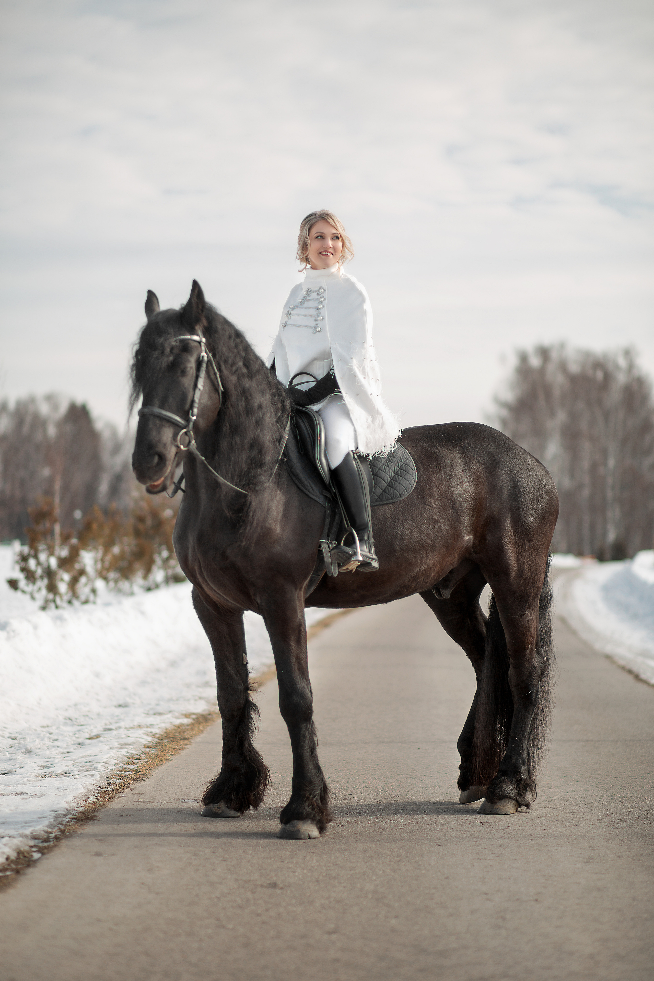 Оксана и Доминик. Фотосессия с лошадьми в Нижнем Новгороде