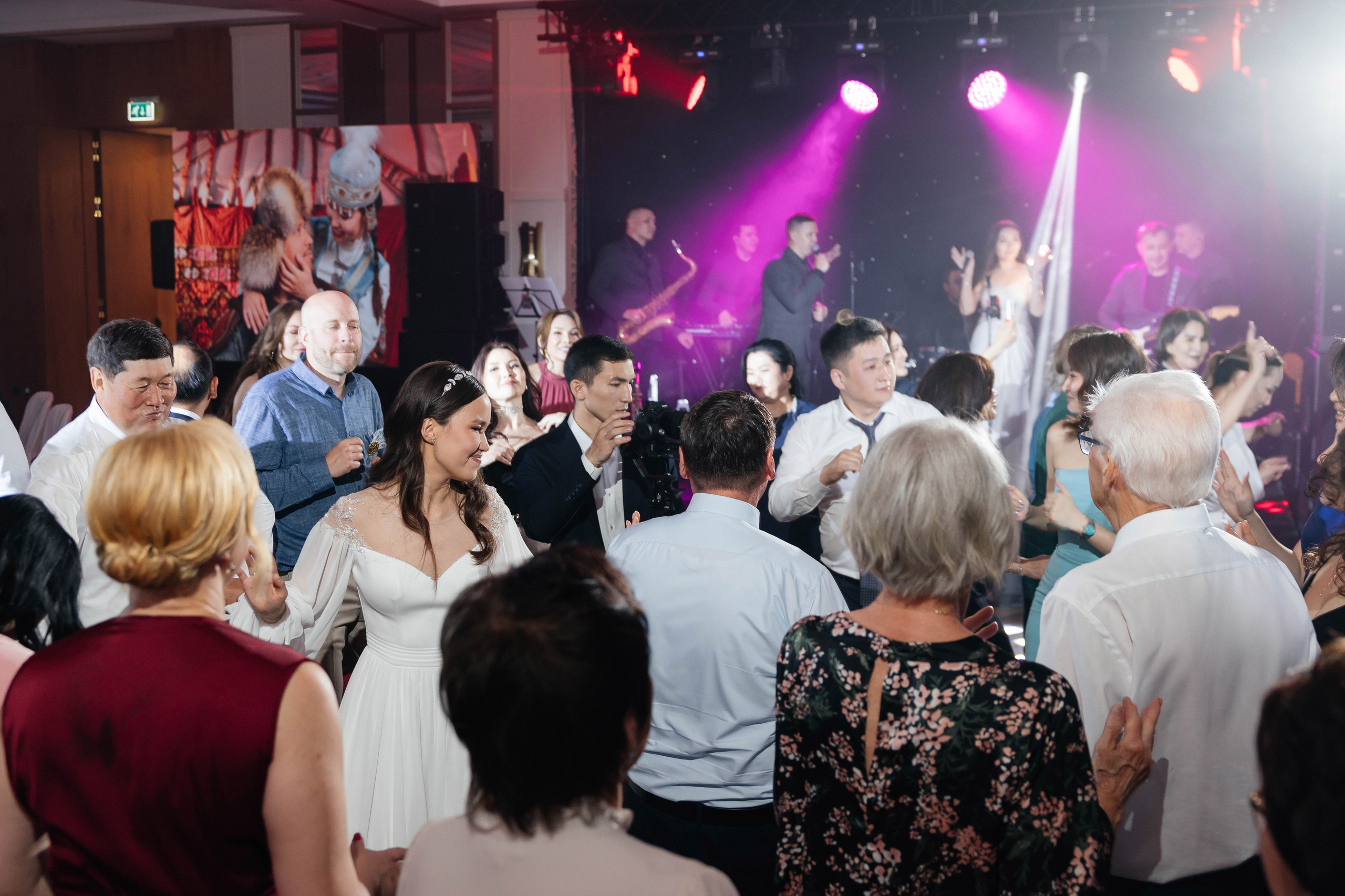 Alina Uzatu. Профессиональный фотограф в городе Астана/Алматы Даурен Сембаев