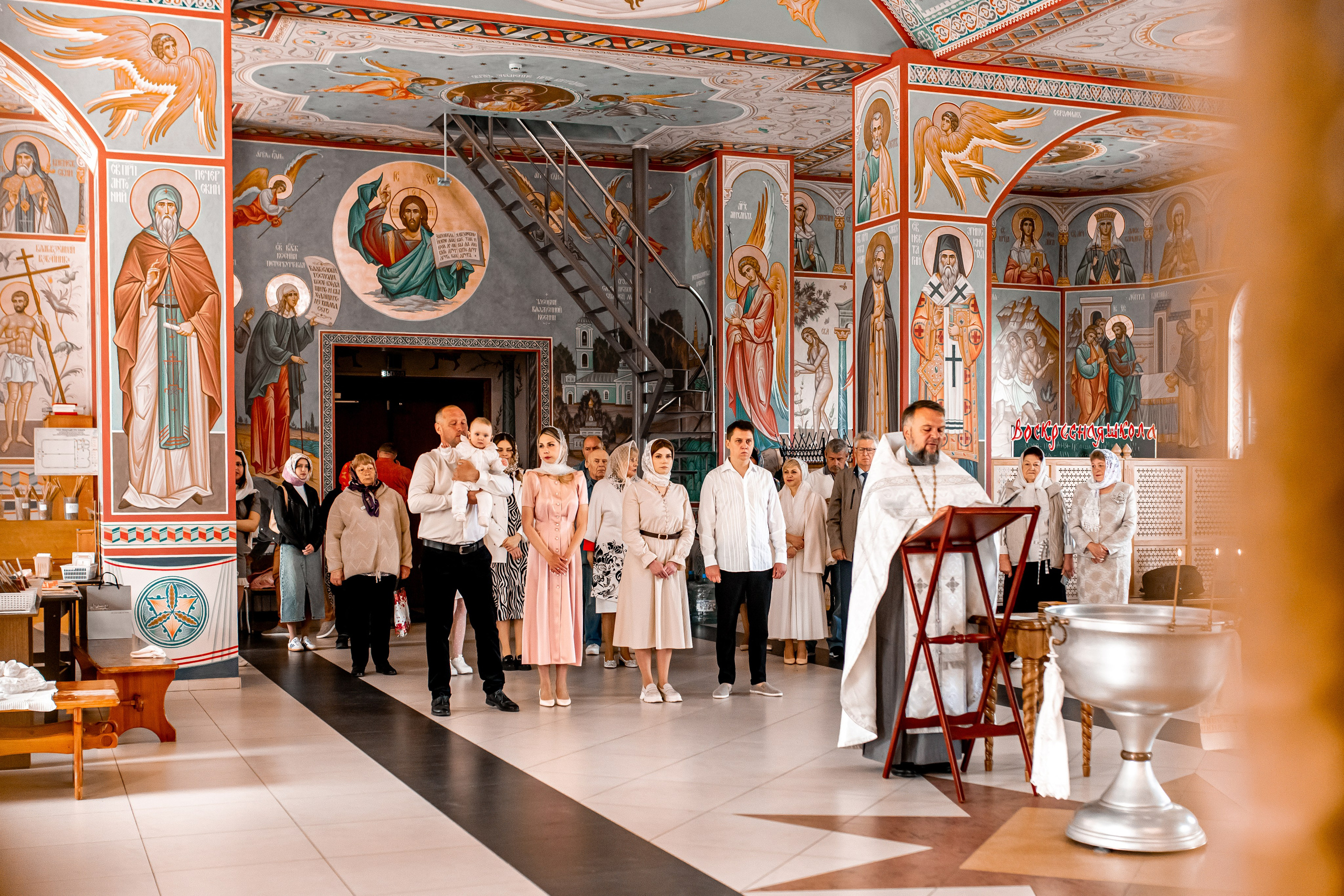 Таинство Крещения Есении. Фотограф Таинств Крещения и Венчания в г. Курске