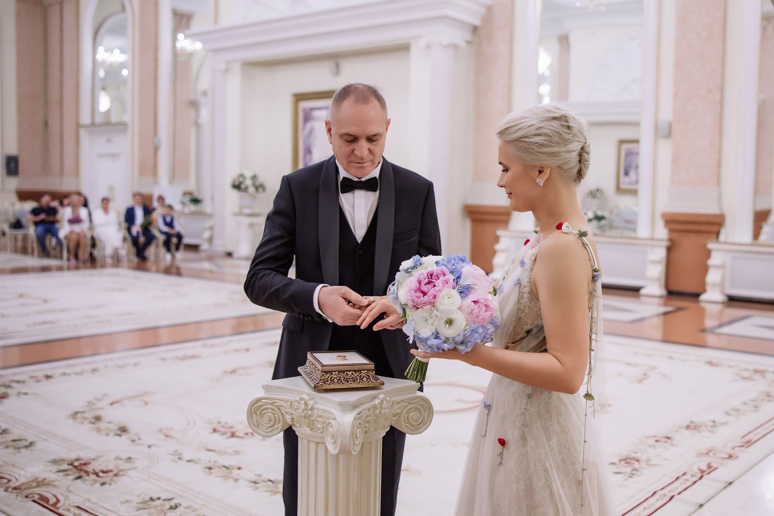 Сборы жениха и невесты, ЗАГС. Фотограф в Краснодаре