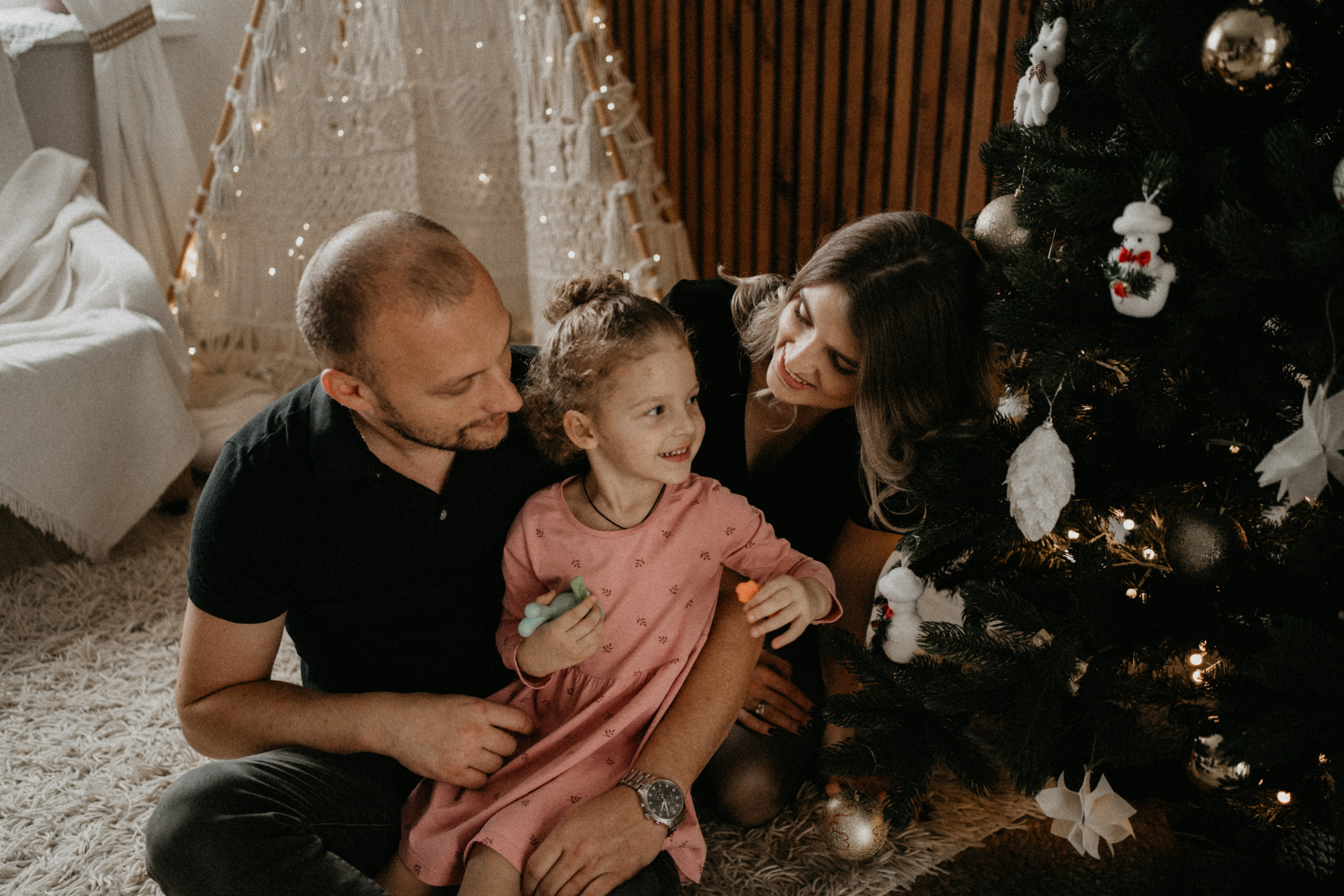 Новогодние Юля и ее семья. Семейный lifestyle фотограф в Ростове-на-Дону