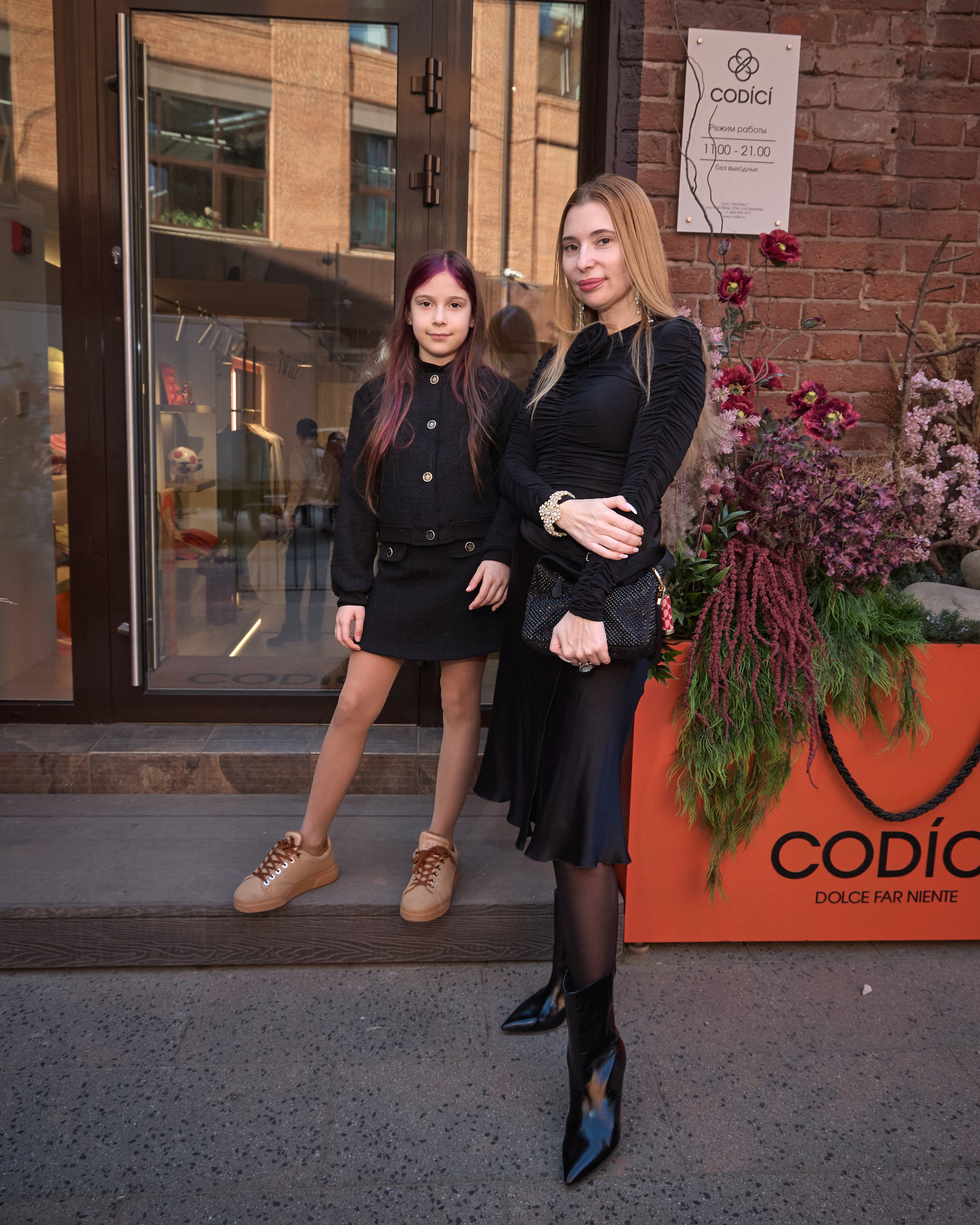 Codici. Святослав Лебедев | Рекламный фотограф — Коммерческая съемка, Арт-дирекшн, AI-интеграция