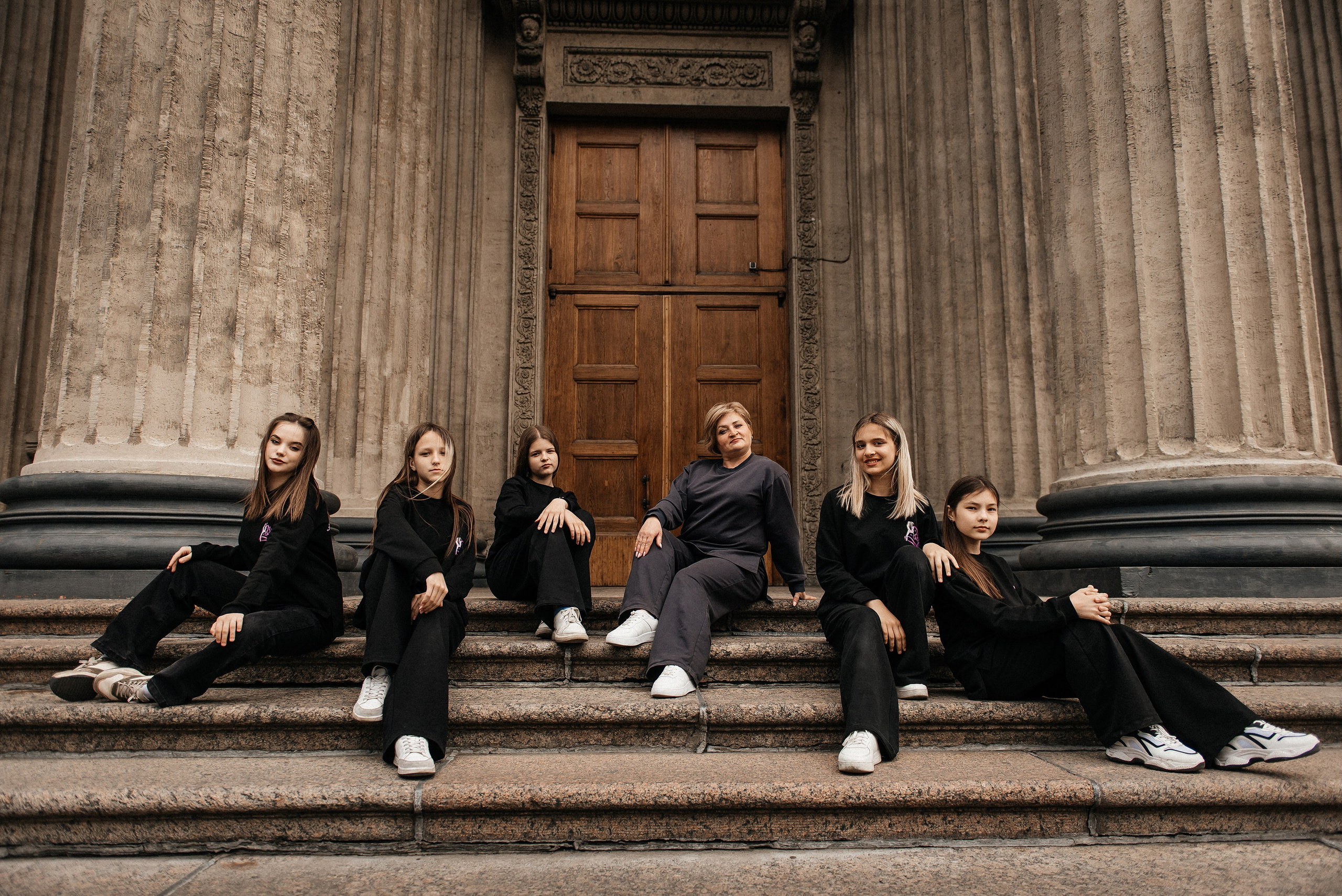 контент фотосъёмка для студии танца у Казанского собора