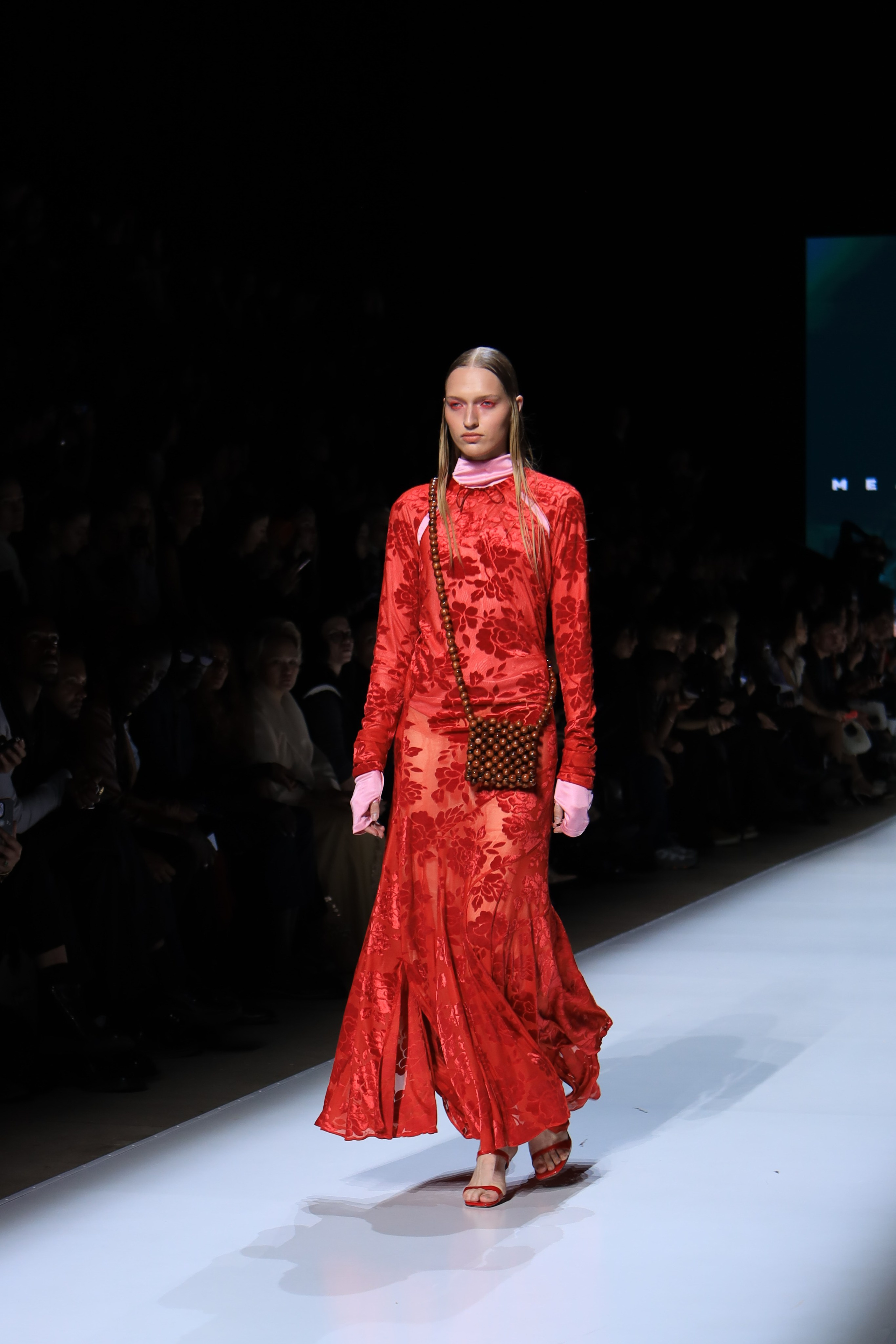 Moscow Fashion Week Fall 2024. Fashion Фотограф в СПб Yana Kochkina