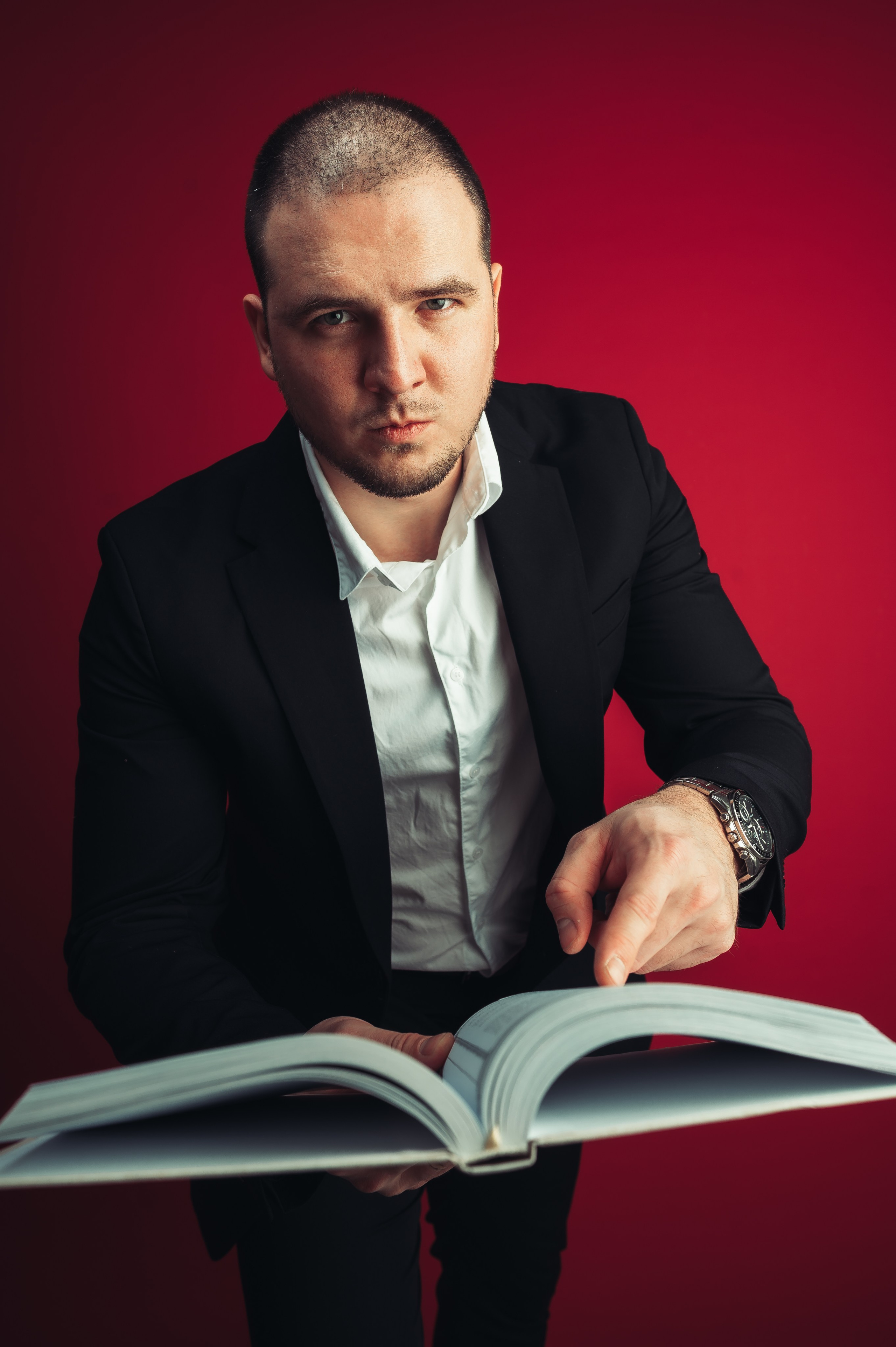 Никита Пустовалов — портретная съёмка. Иван Кубик — фотограф и видеограф