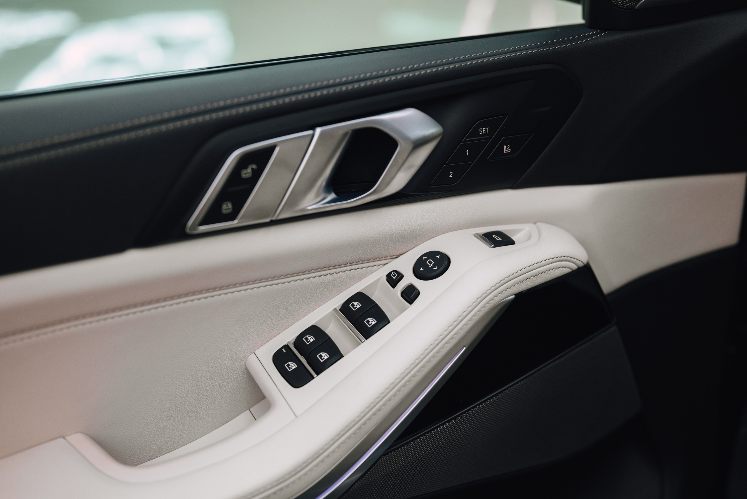 BMW X5 40I. DeLorein