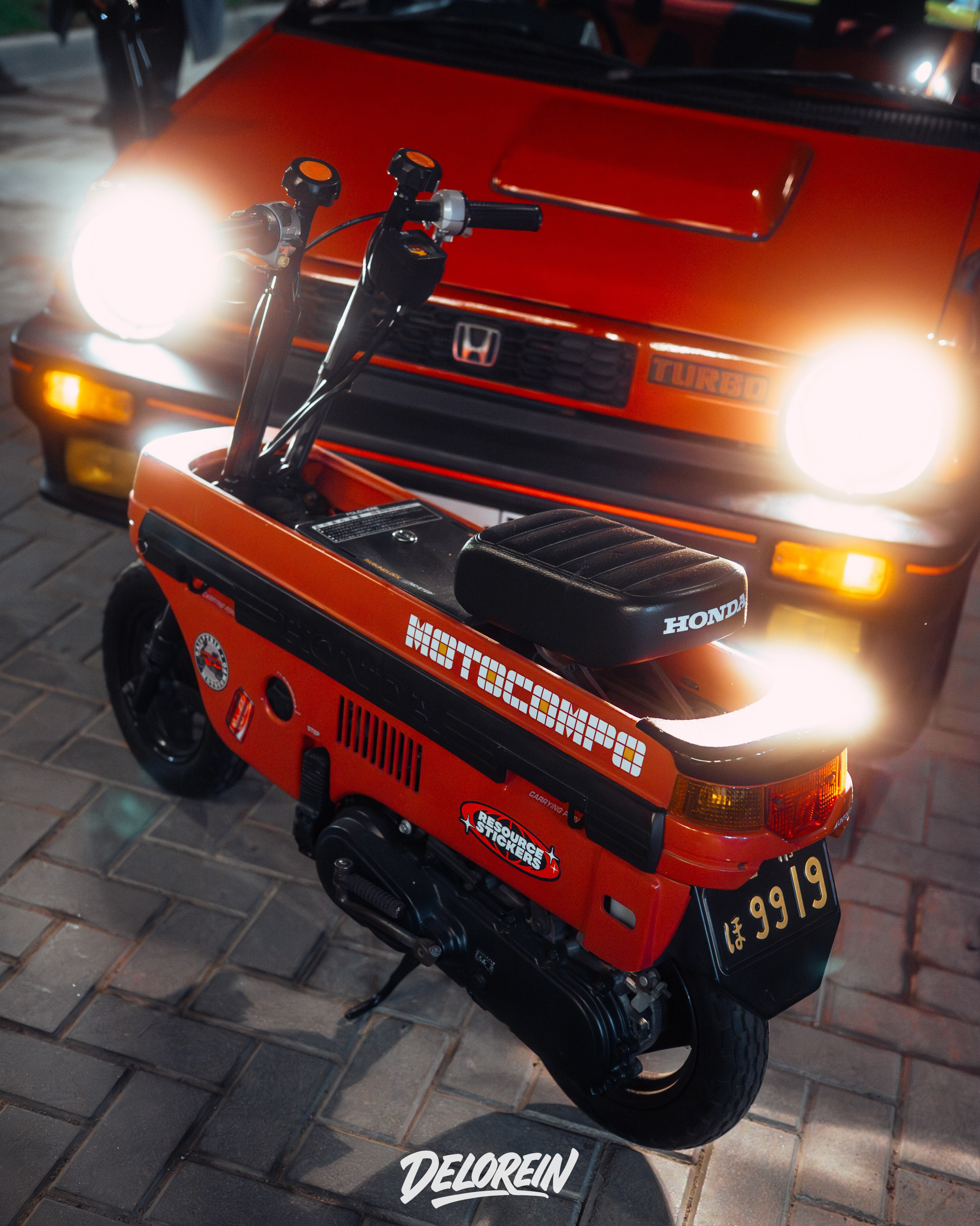 Honda City & Motocompo. DeLorein