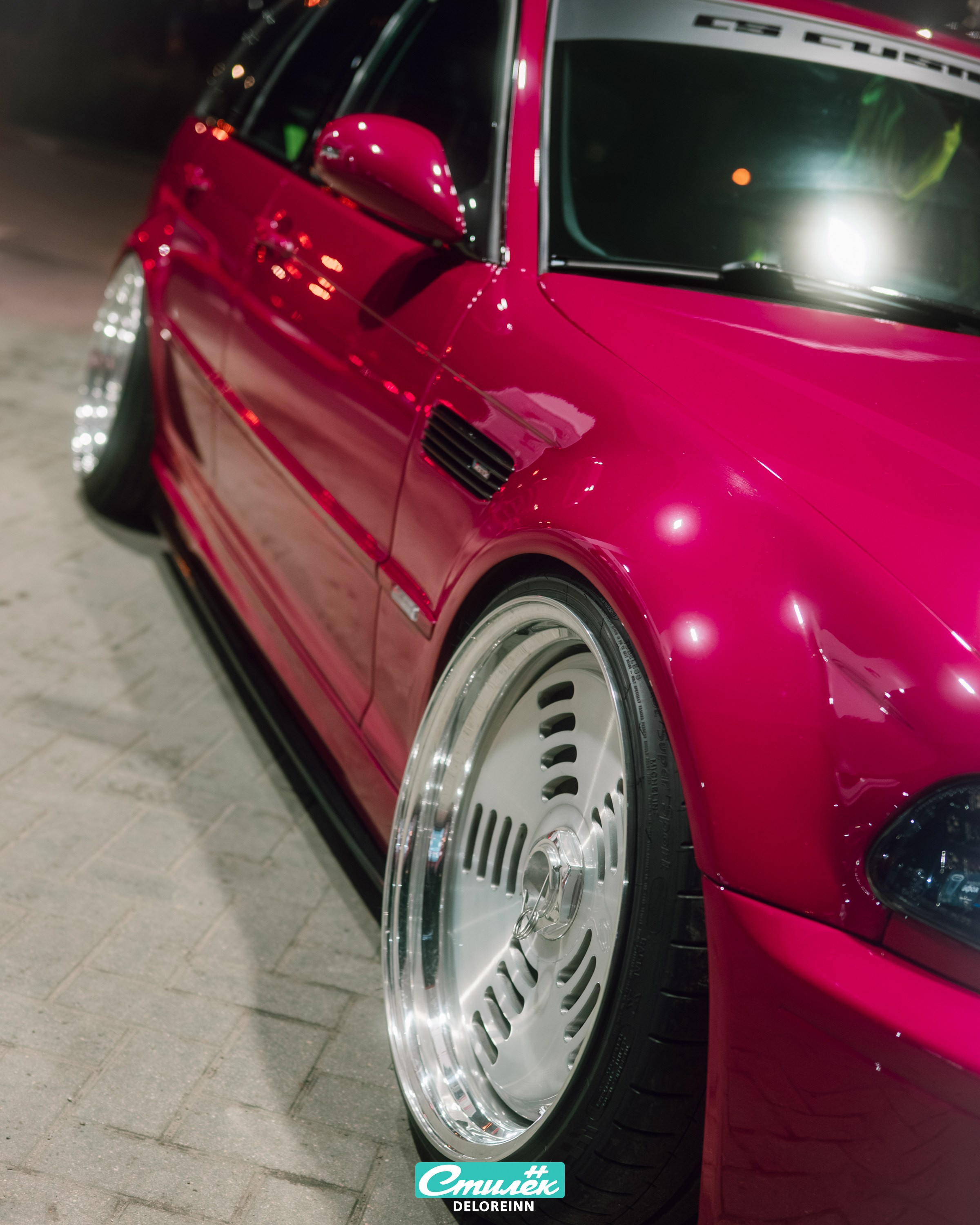 Pink BMW E46 Touring from Finland. DeLorein