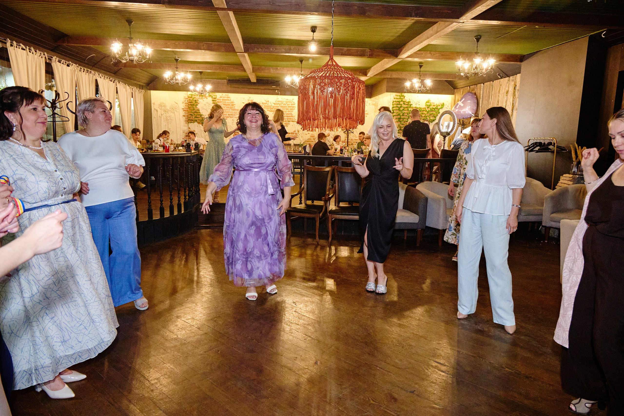 Выпускной 35 Сош. Фотограф Выпускные альбомы Таганрог Сергей Коробченко