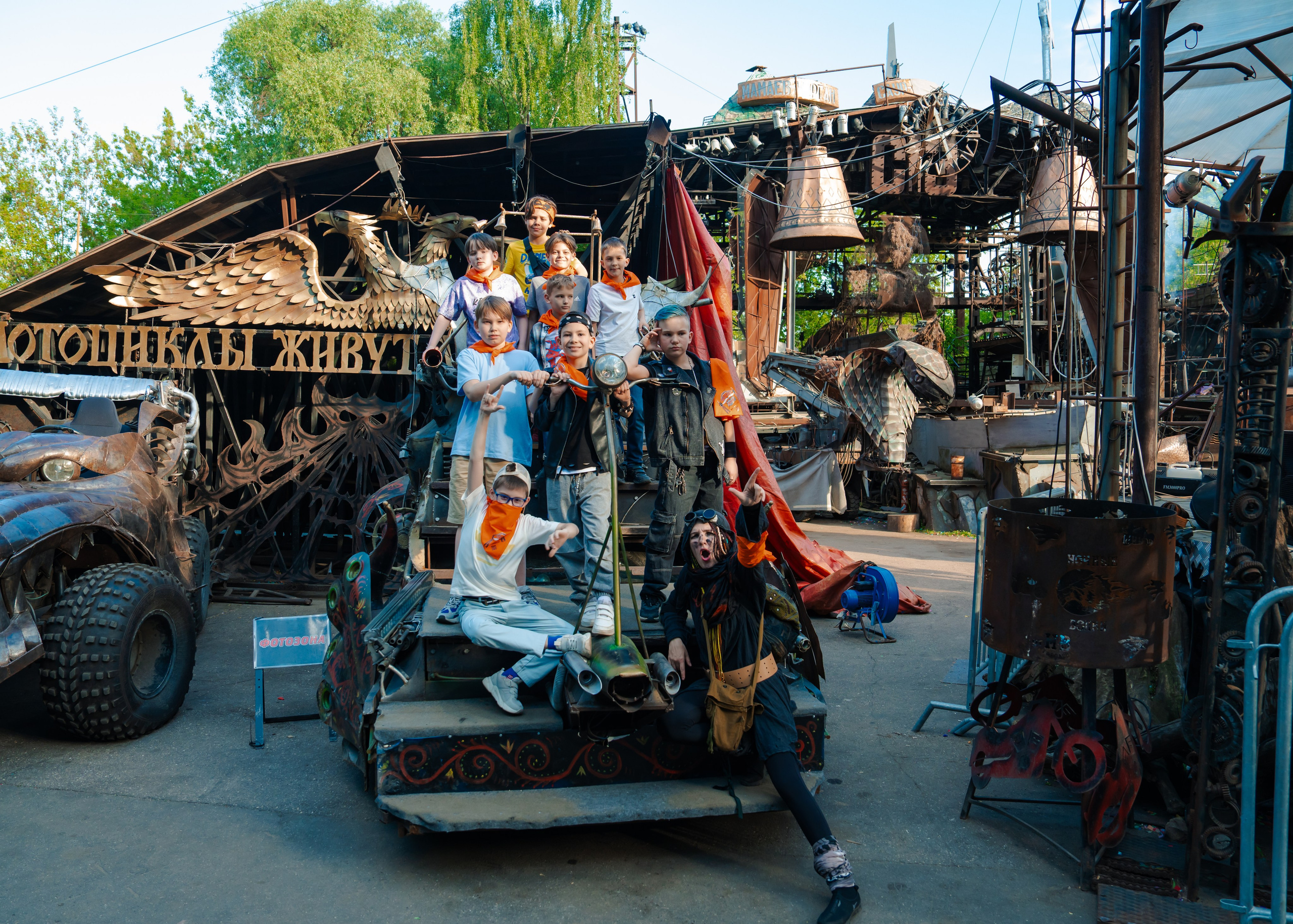 Выпускной Байк Центр «Ночные волки». Крамер Юлиана детский и семейный фотограф